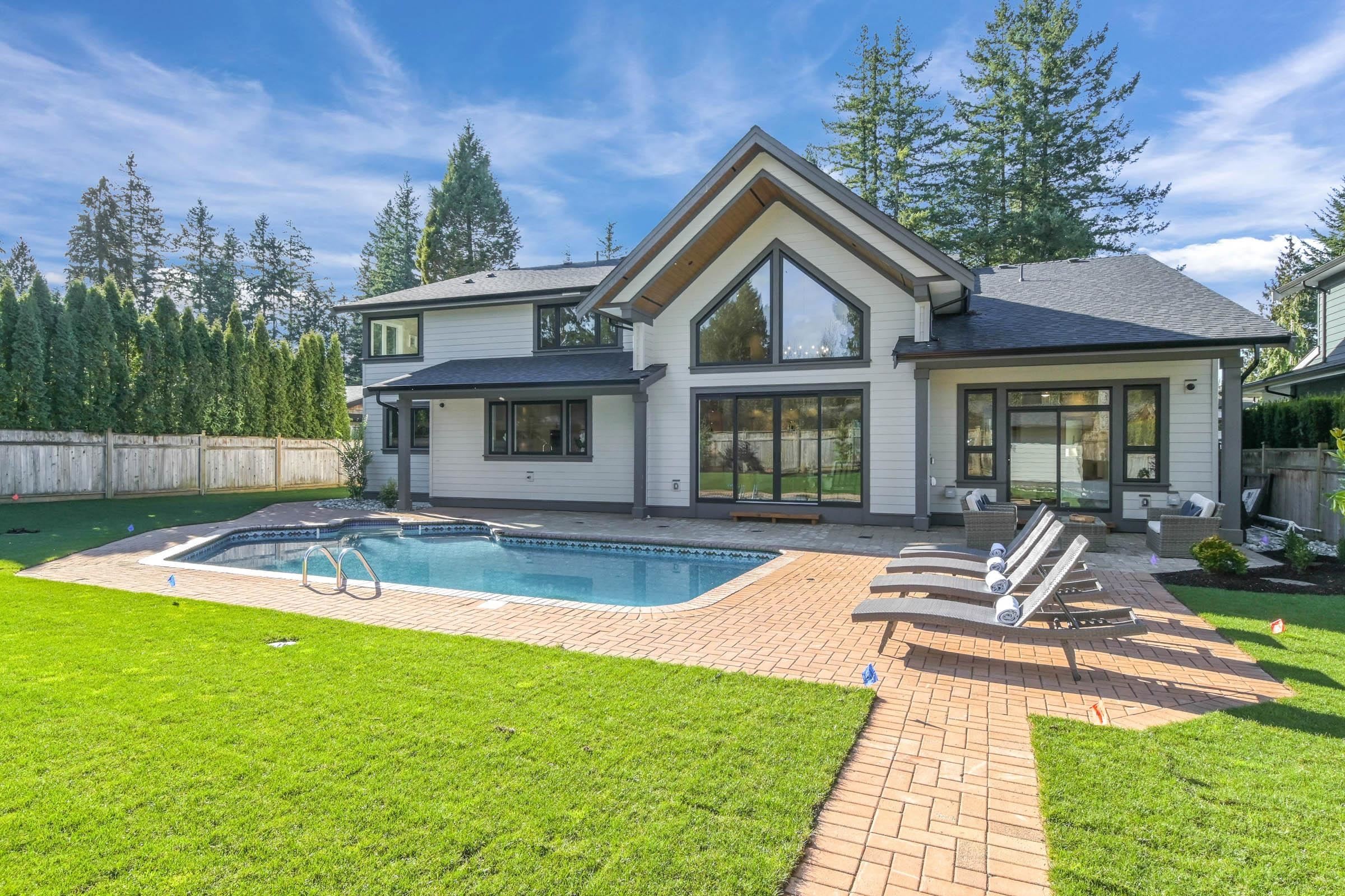 









4560


198

Street,
Langley,




BC
V3A 1E8

