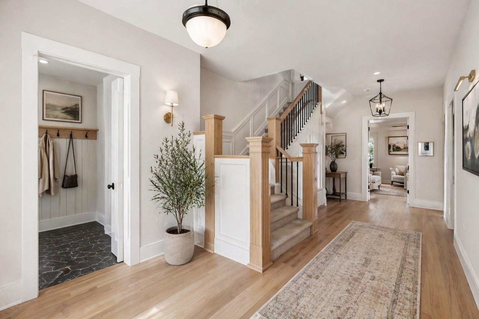 









35280


Ewert

Avenue,
Mission,




BC
V2V 0G3

