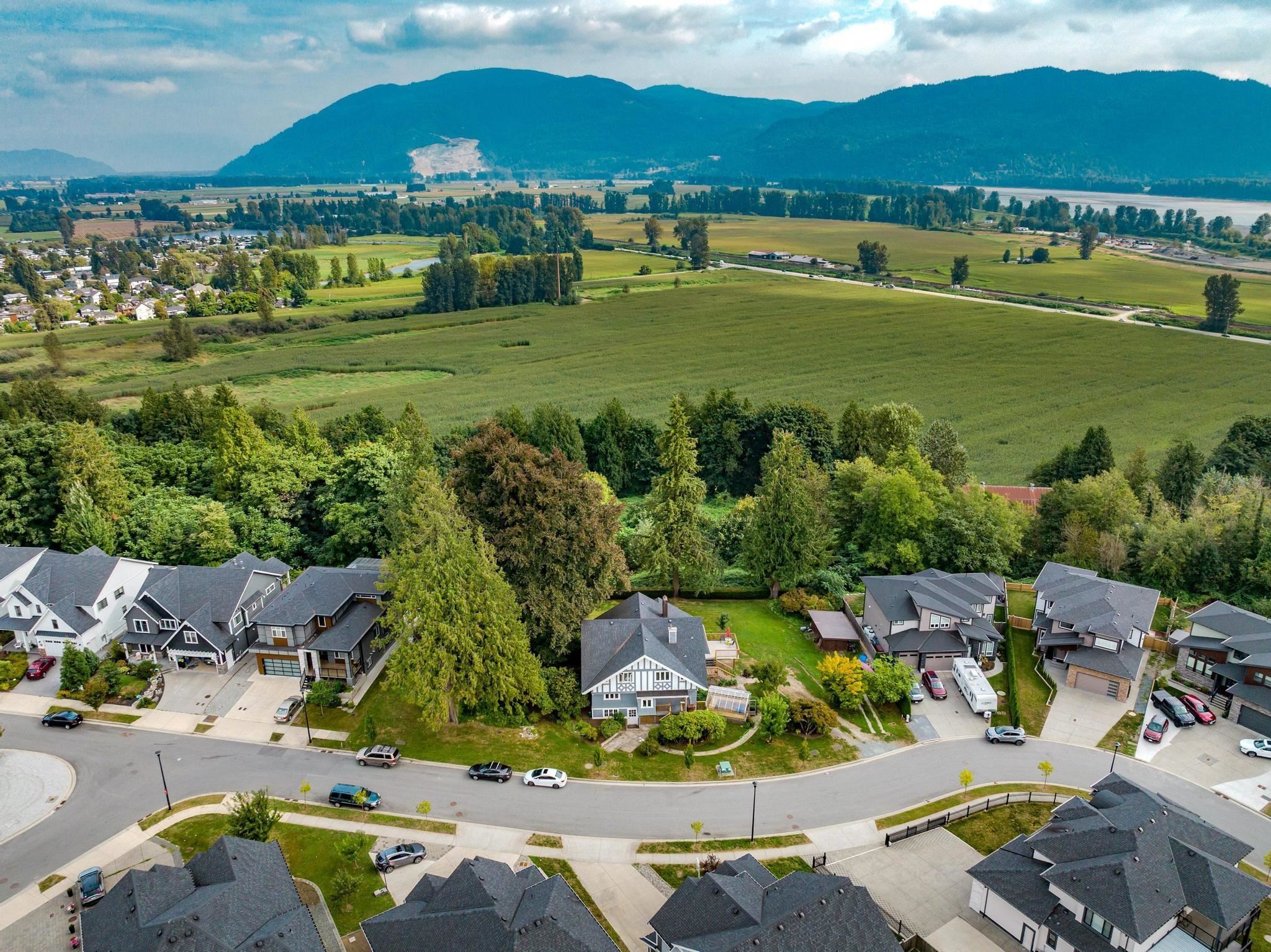 









35280


Ewert

Avenue,
Mission,




BC
V2V 0G3

