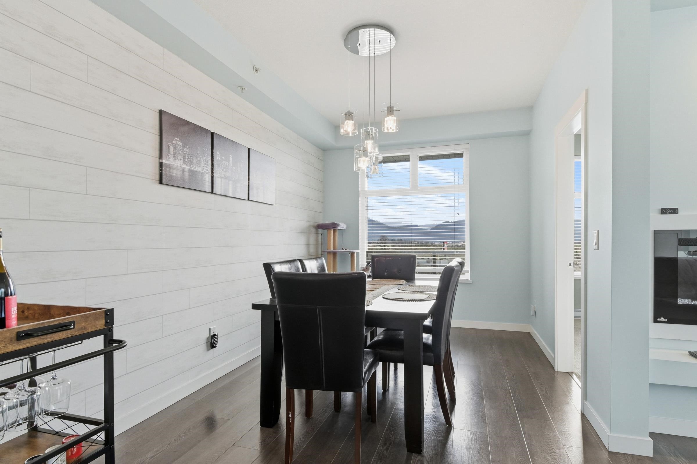 









2242


Whatcom

Road, 411,
Abbotsford,




BC
V3G 0G3

