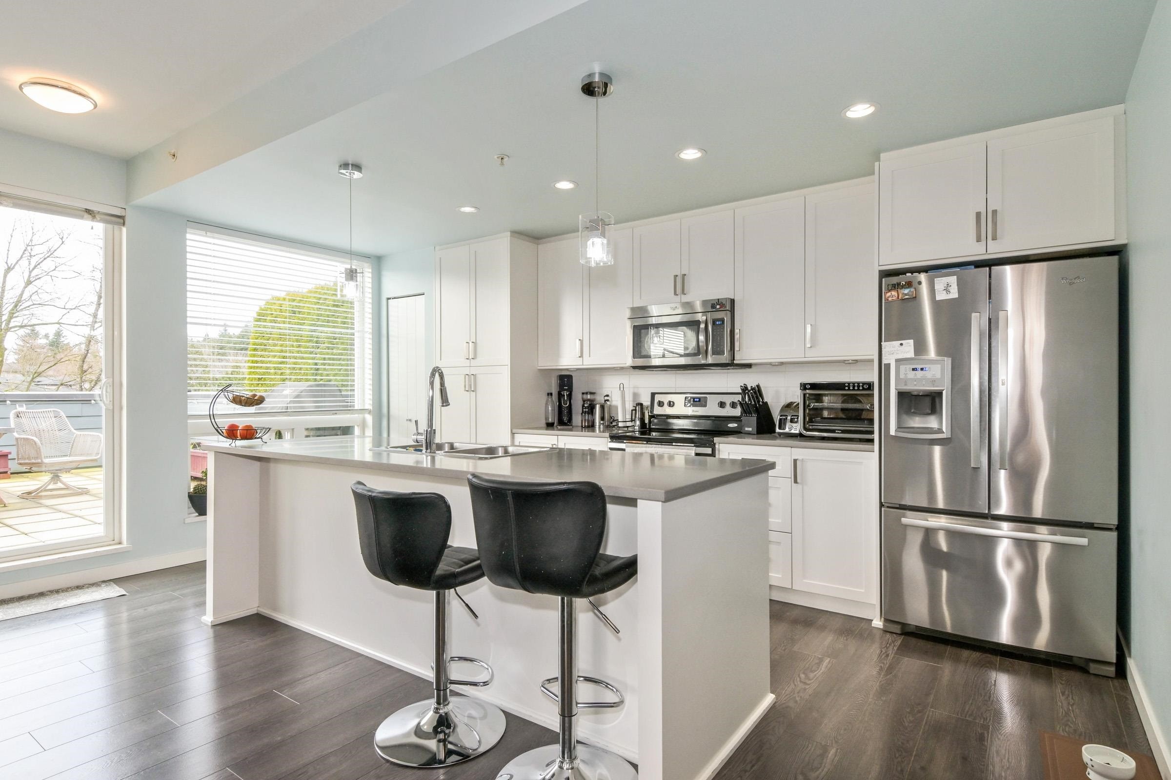 









2242


Whatcom

Road, 411,
Abbotsford,




BC
V3G 0G3

