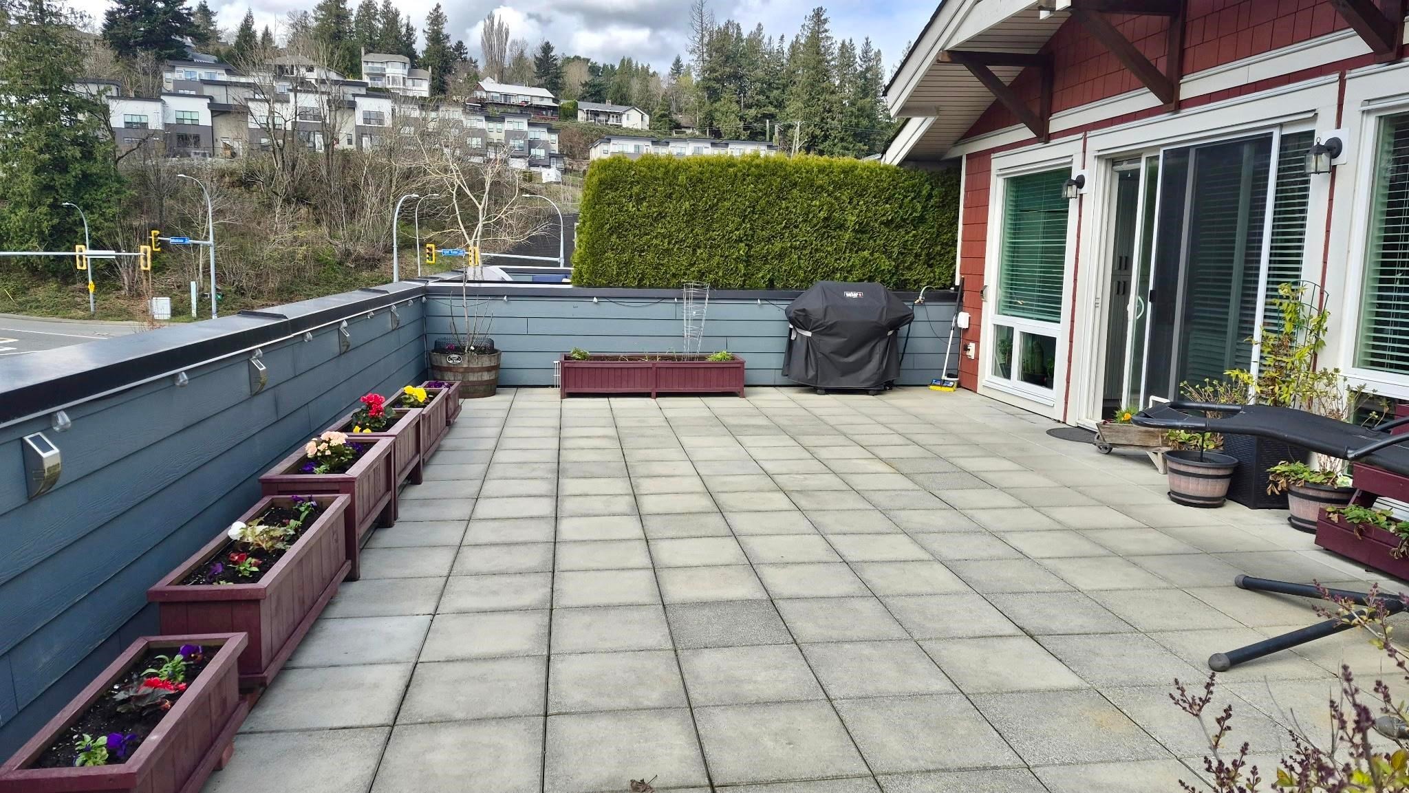 









2242


Whatcom

Road, 411,
Abbotsford,




BC
V3G 0G3

