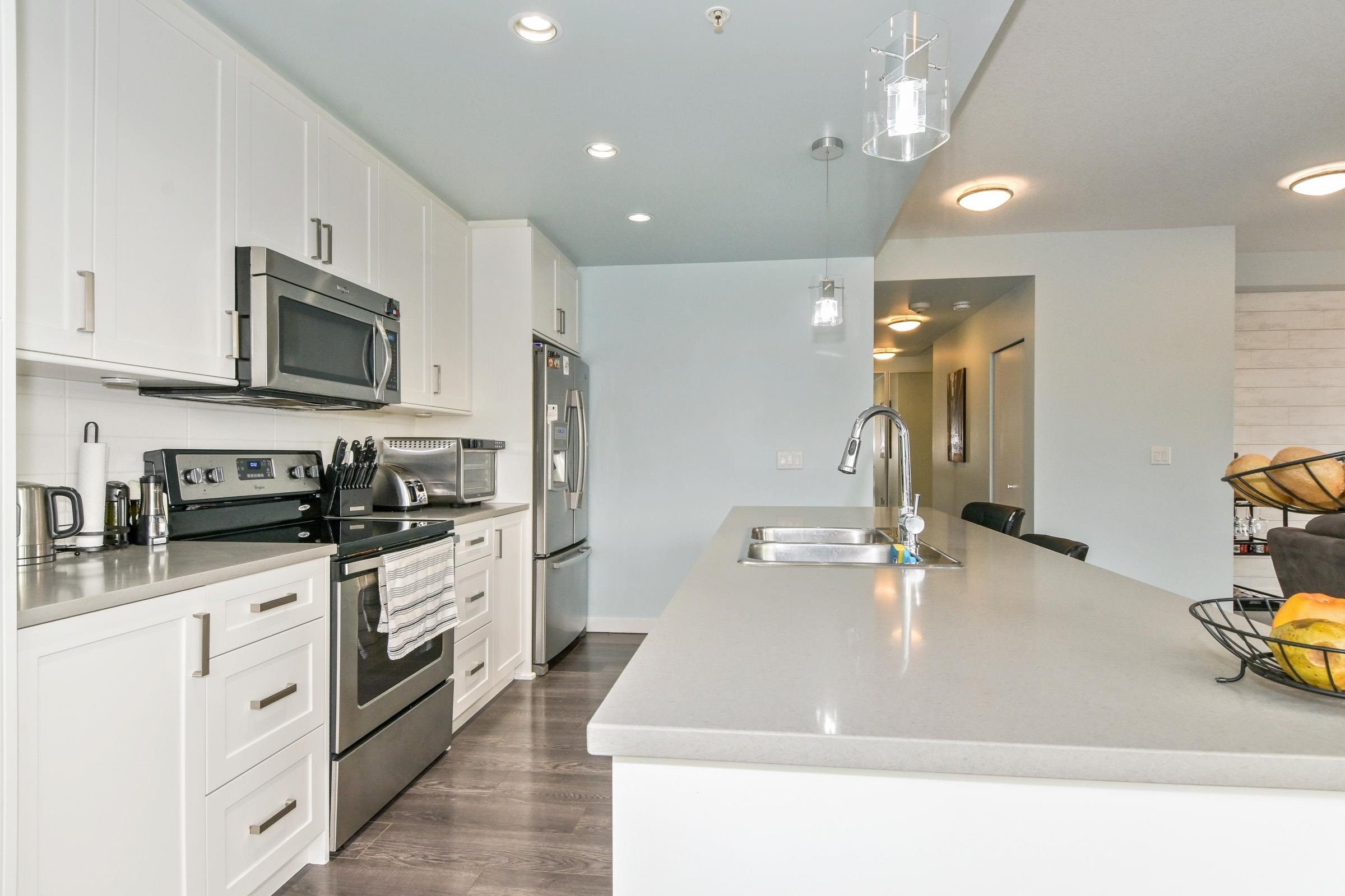 









2242


Whatcom

Road, 411,
Abbotsford,




BC
V3G 0G3

