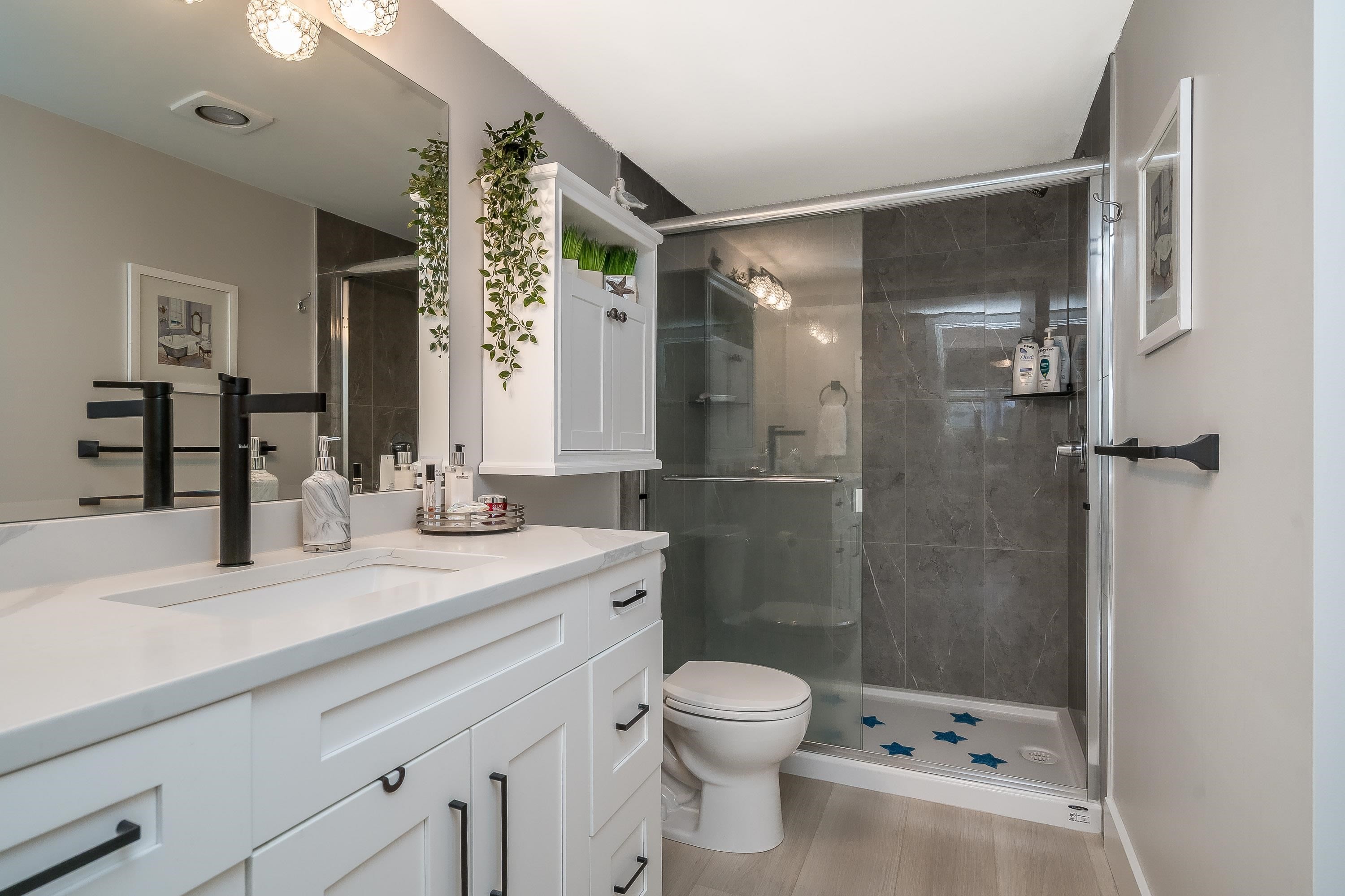 









32910


Amicus Place

Place, 101,
Abbotsford,




BC
V2S 6G9

