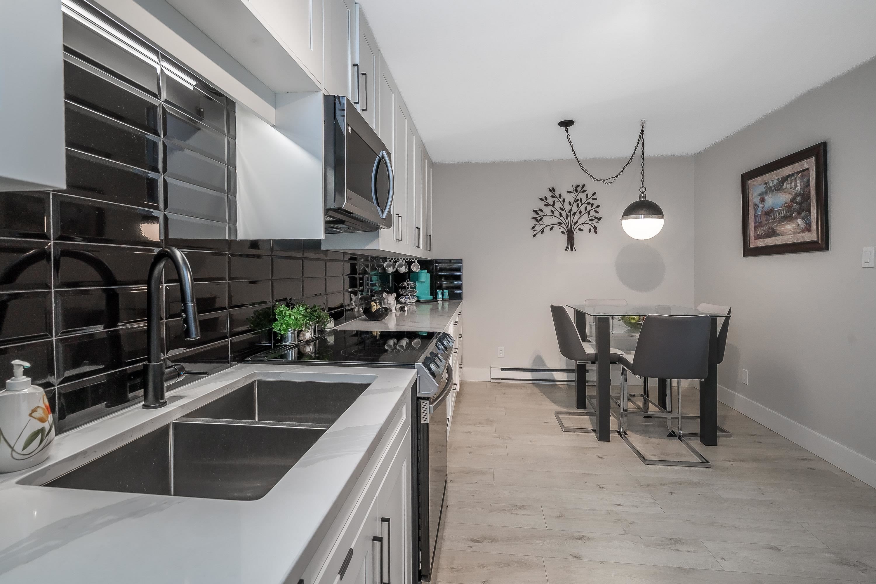 









32910


Amicus Place

Place, 101,
Abbotsford,




BC
V2S 6G9

