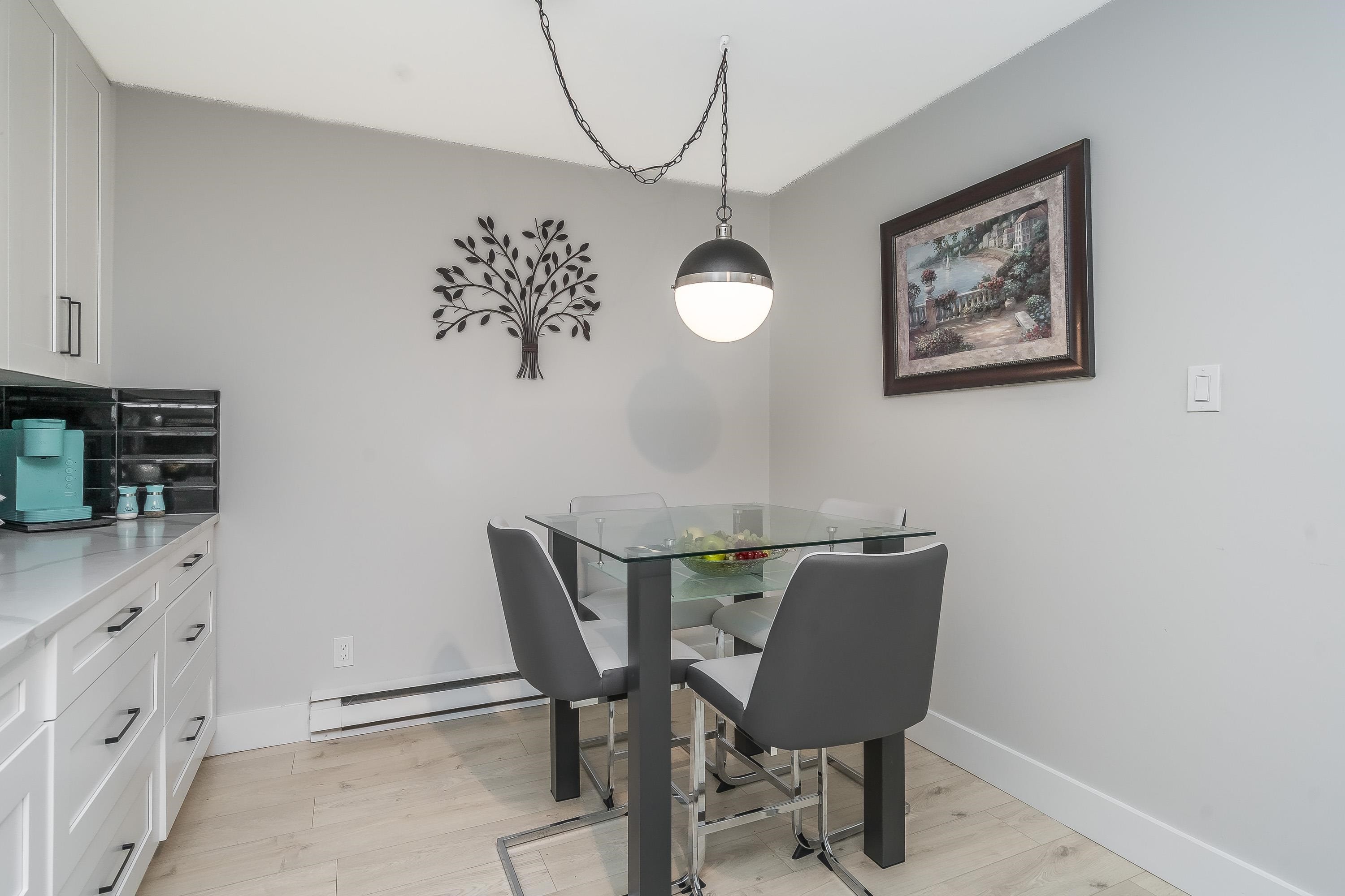 









32910


Amicus Place

Place, 101,
Abbotsford,




BC
V2S 6G9

