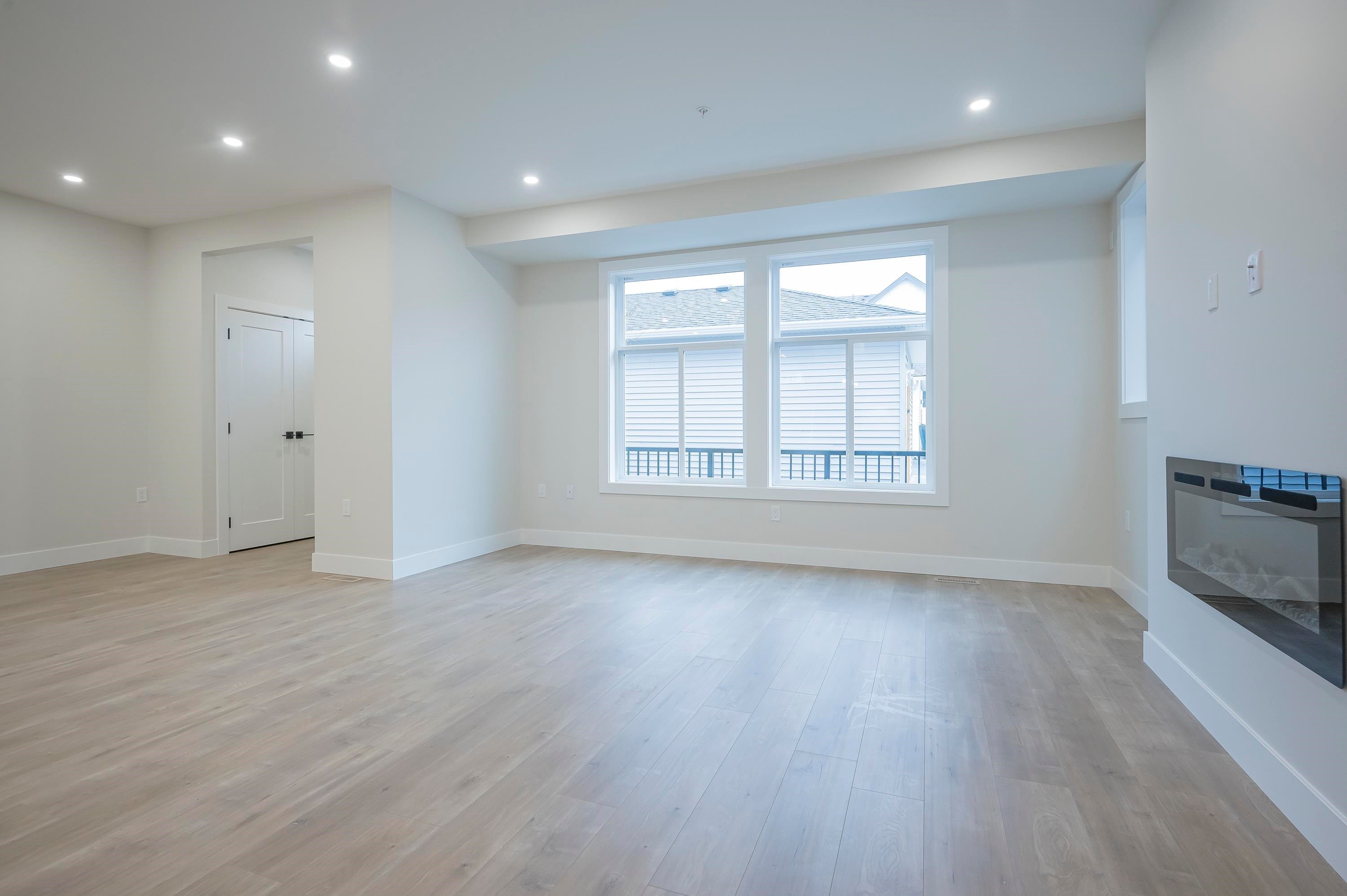 









20516


76a

Avenue,
Langley,




BC
V2Y 3T1

