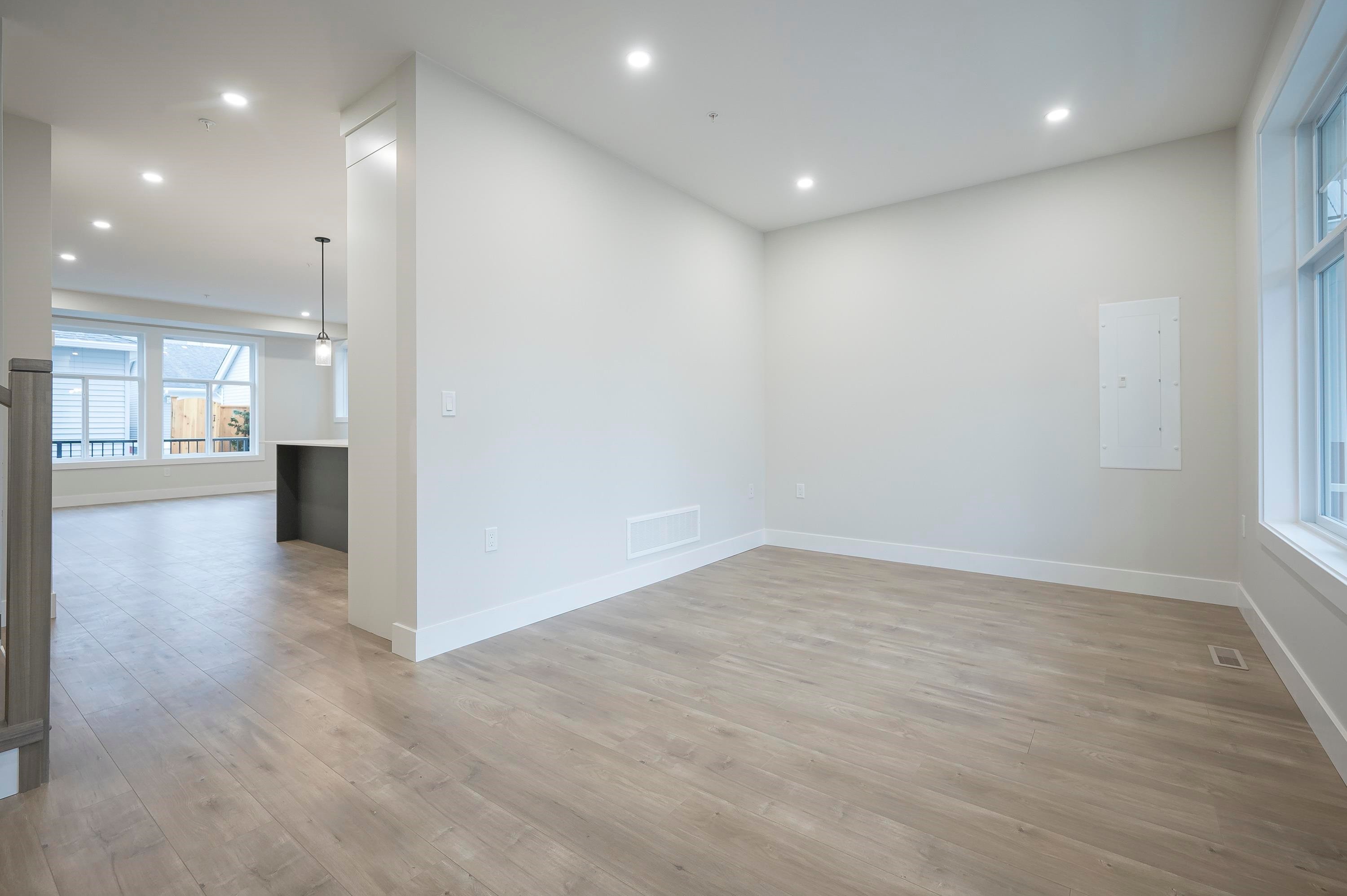 









20516


76a

Avenue,
Langley,




BC
V2Y 3T1

