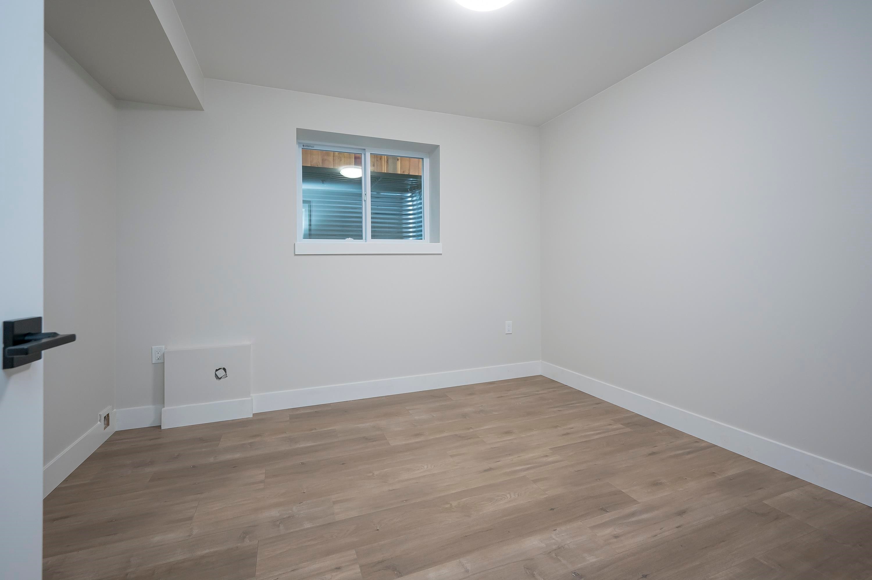 









20516


76a

Avenue,
Langley,




BC
V2Y 3T1

