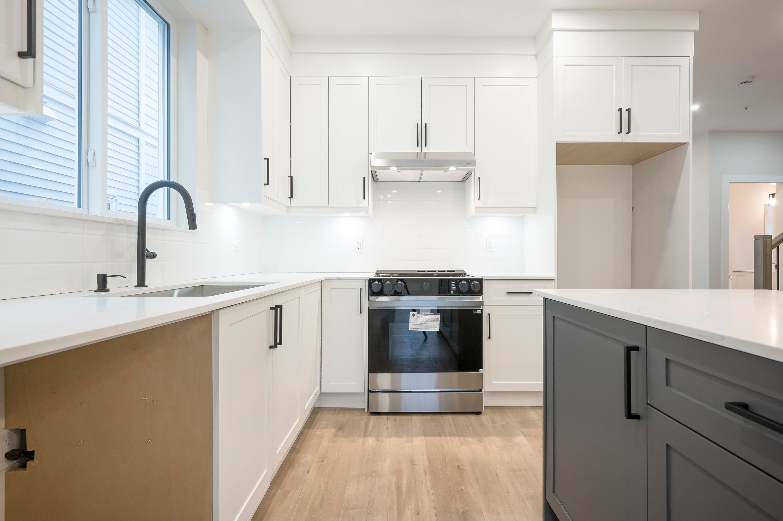 









20516


76a

Avenue,
Langley,




BC
V2Y 3T1

