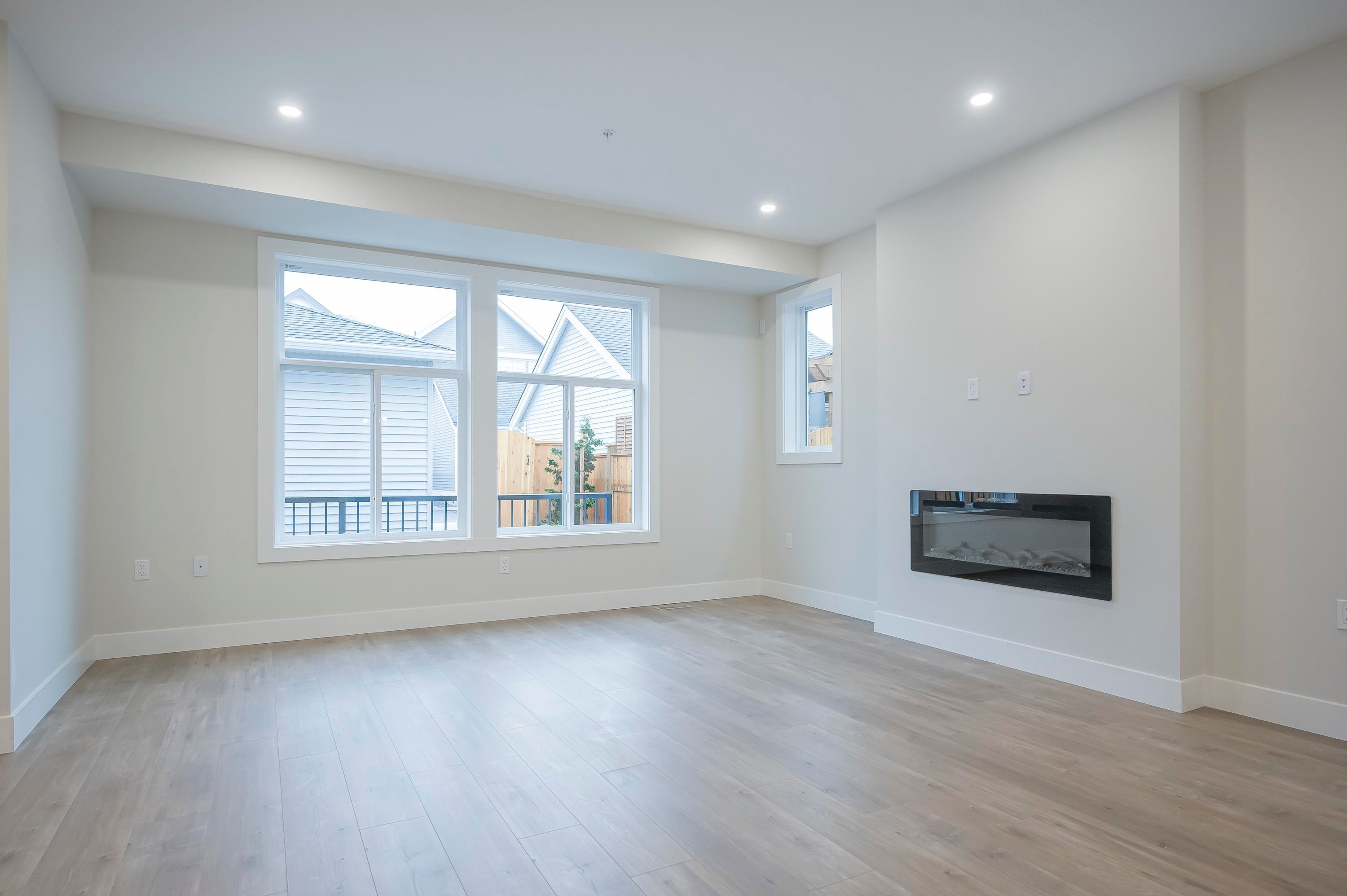 









20516


76a

Avenue,
Langley,




BC
V2Y 3T1

