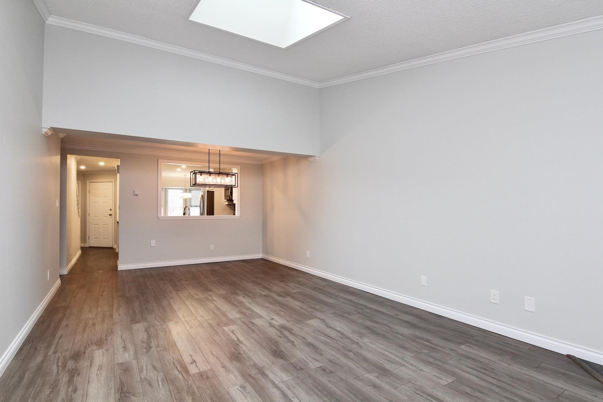 









6537


138

Street, 52,
Surrey,




BC
V3W 0C6

