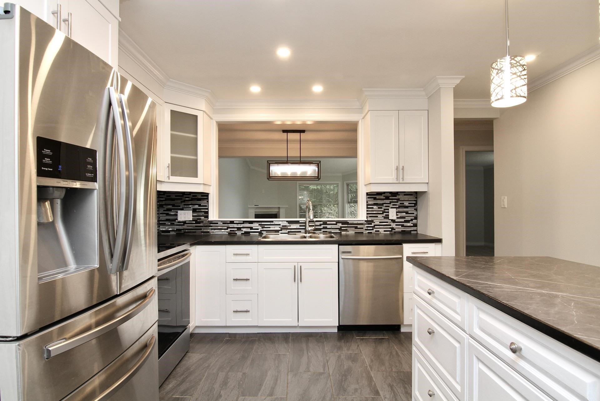 









6537


138

Street, 52,
Surrey,




BC
V3W 0C6

