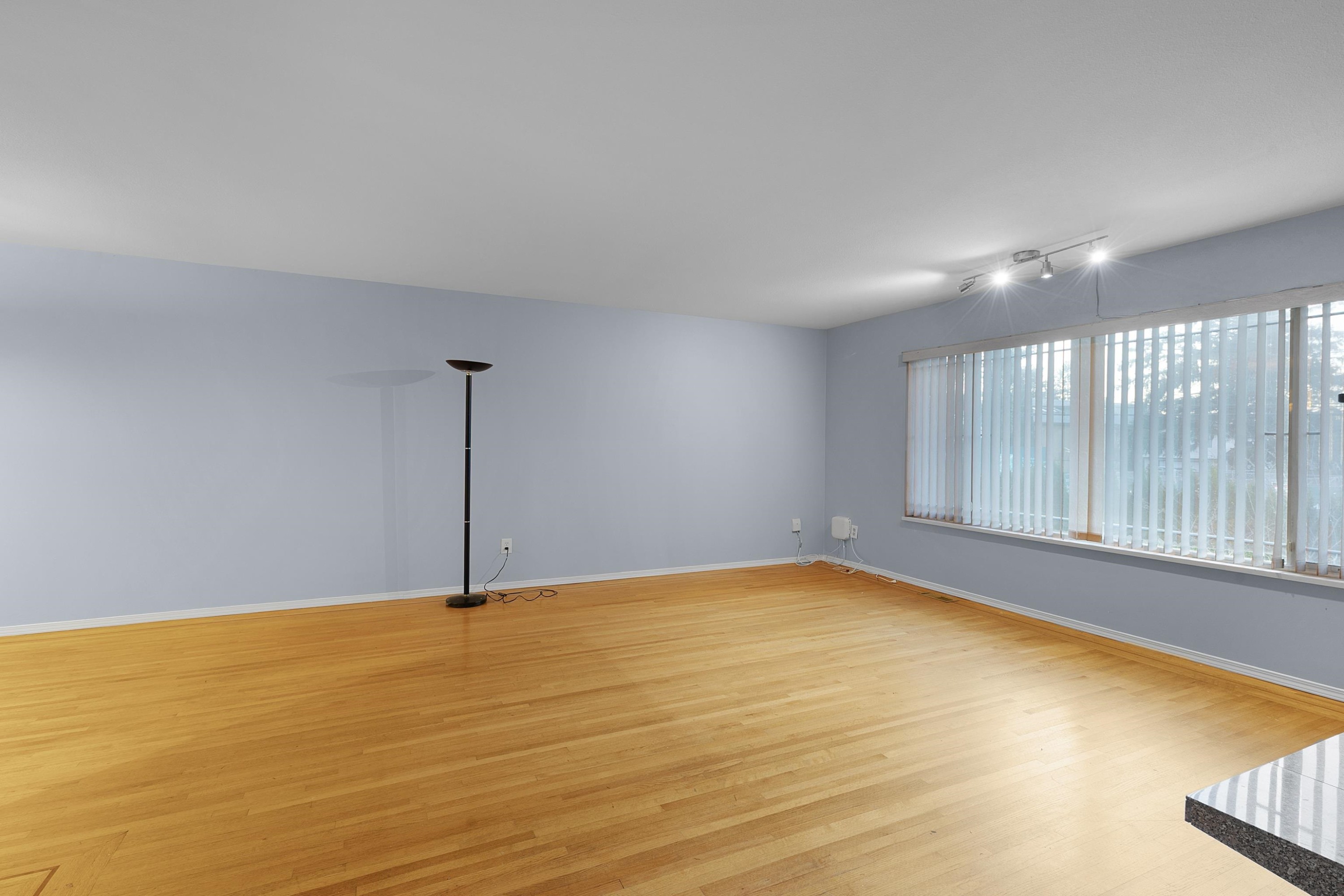 









13786


Grosvenor

Road,
Surrey,




BC
V3R 5E7

