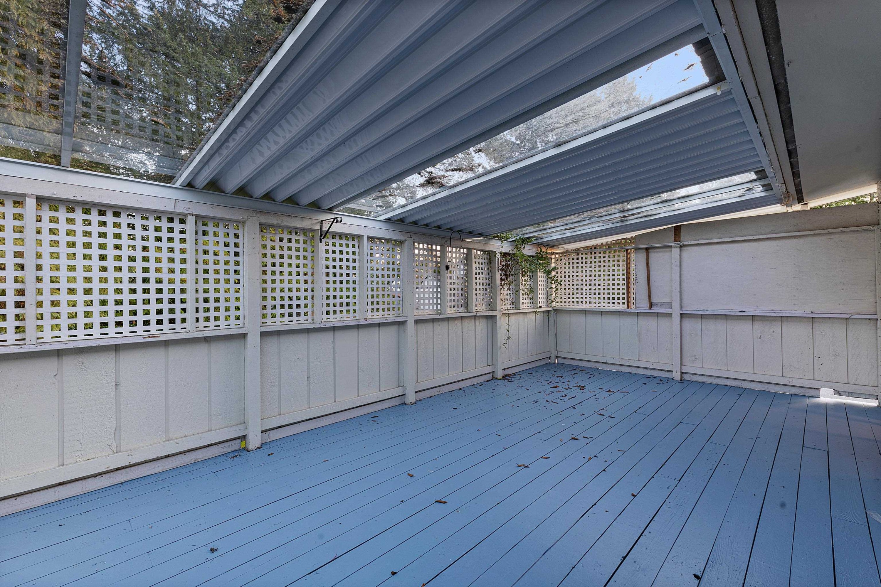 









13786


Grosvenor

Road,
Surrey,




BC
V3R 5E7

