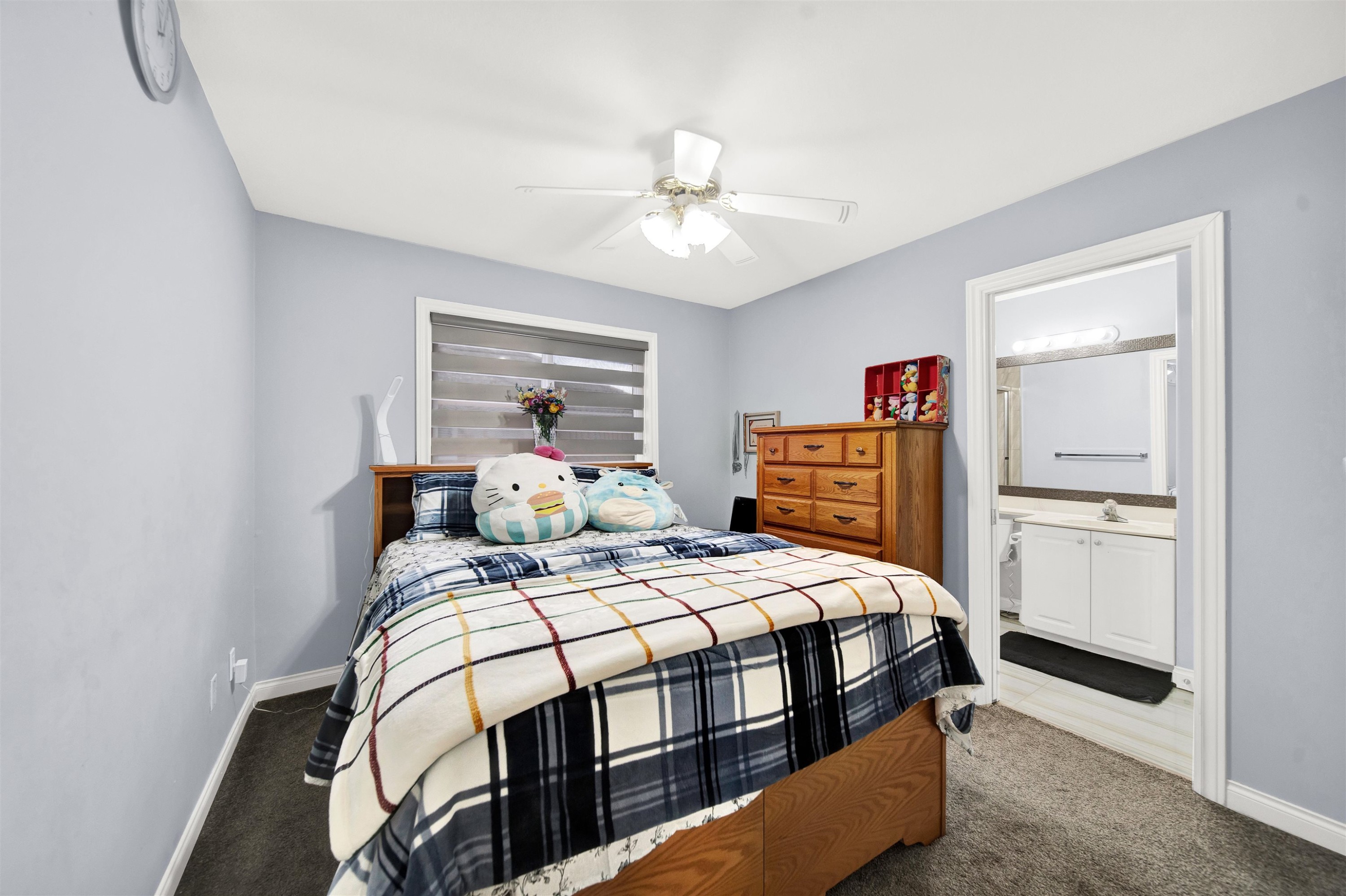 









6332


125a

Street,
Surrey,




BC
V3X 3N1

