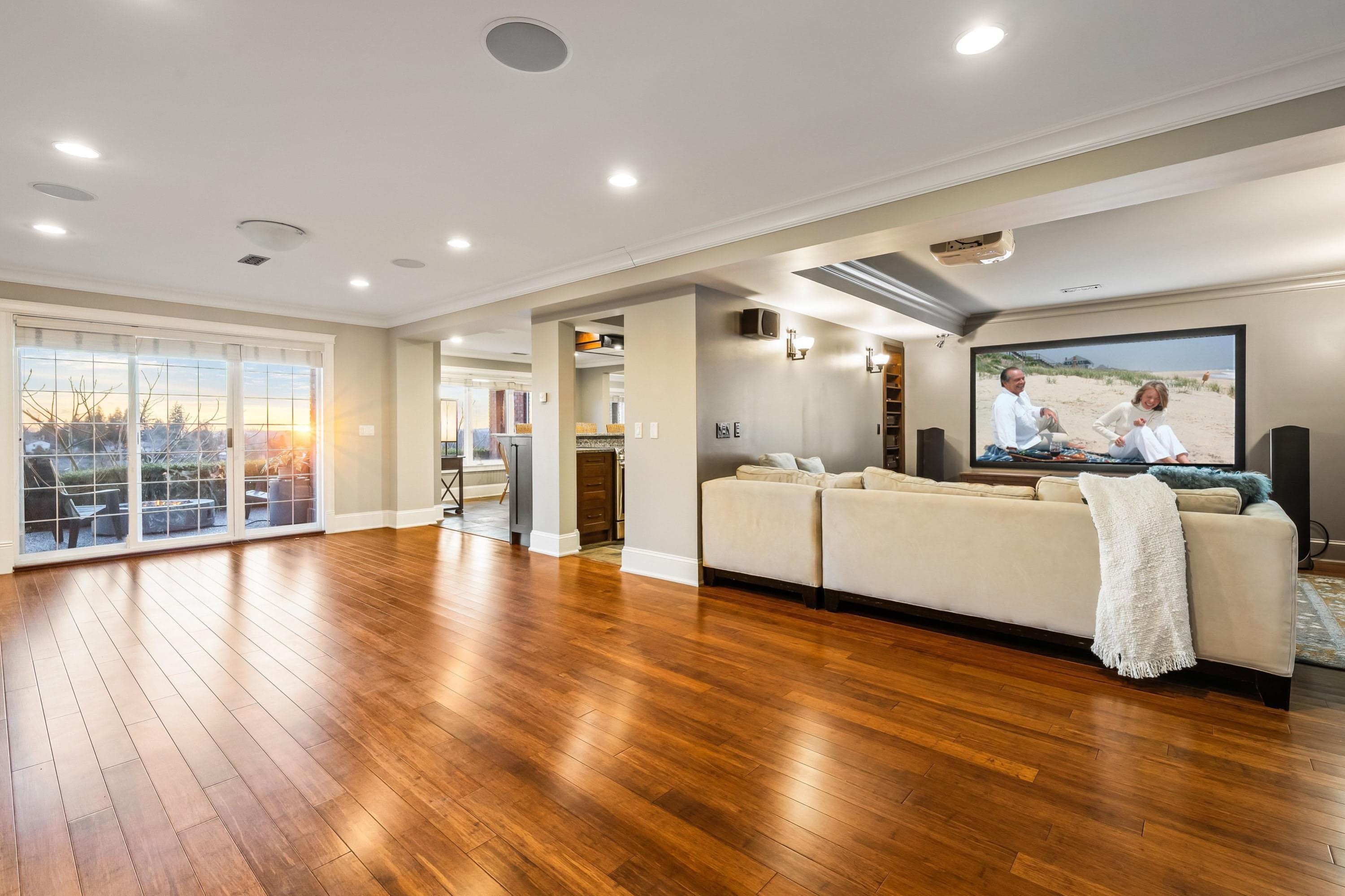 









2405


Cranberry

Court,
Abbotsford,




BC
V3G 2W8

