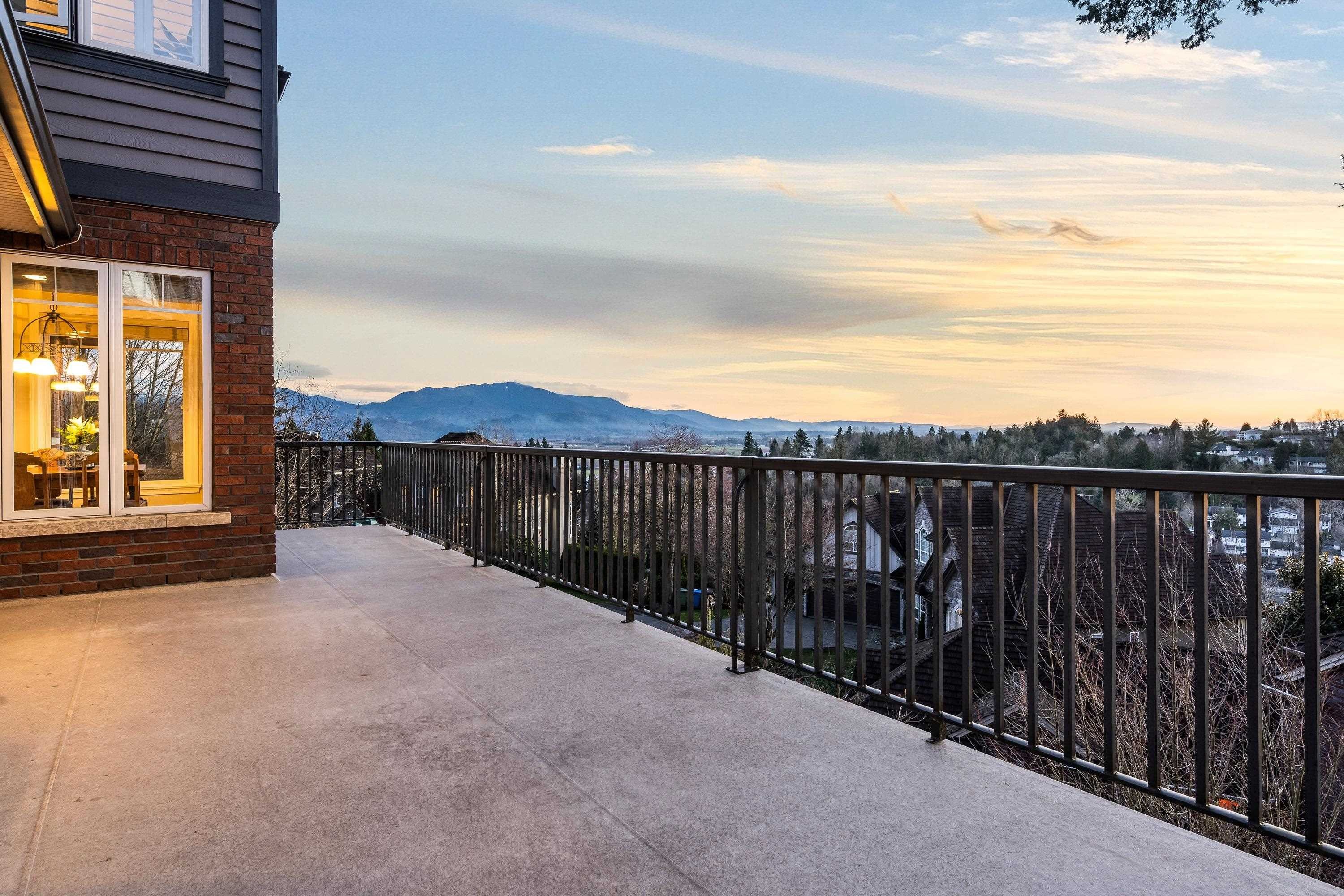 









2405


Cranberry

Court,
Abbotsford,




BC
V3G 2W8

