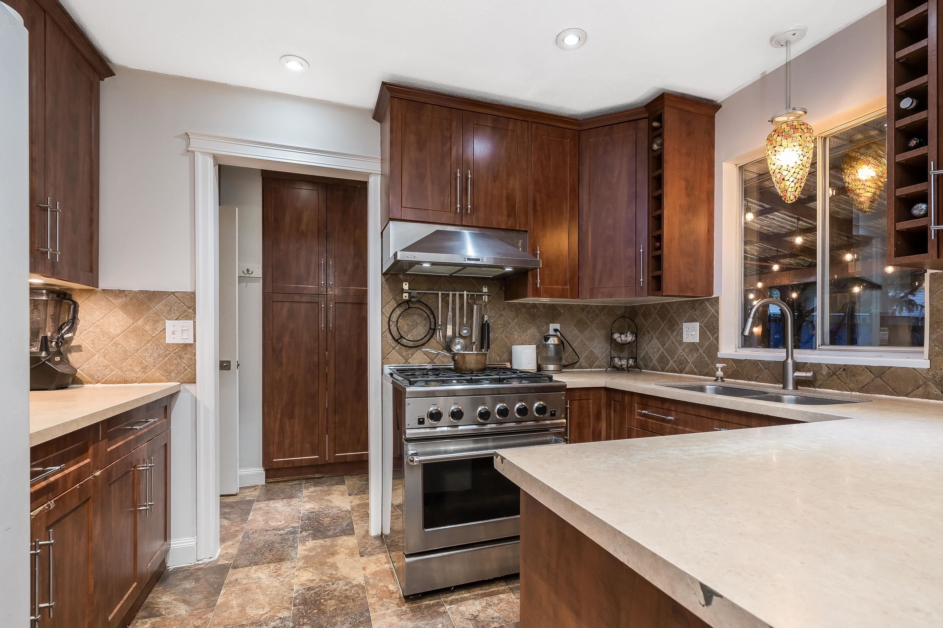 









32306


Marshall

Road,
Abbotsford,




BC
V2T 1A4

