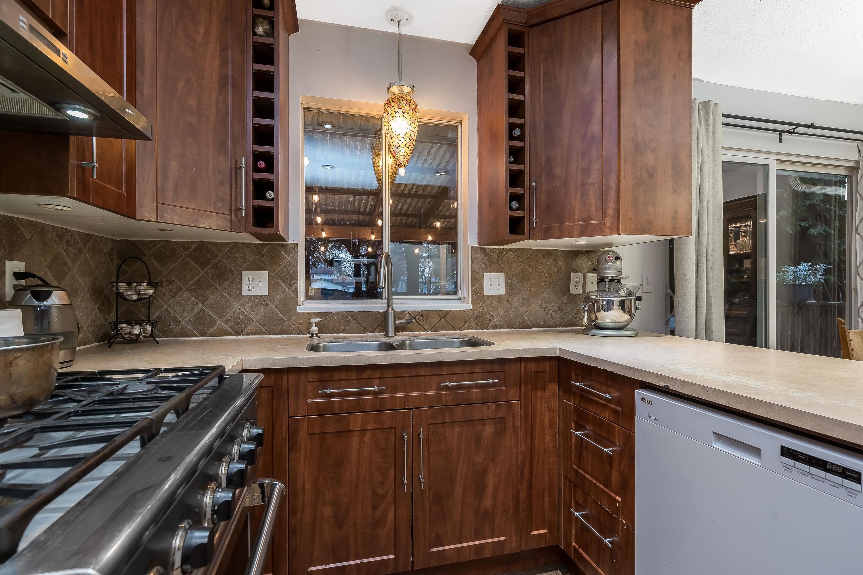 









32306


Marshall

Road,
Abbotsford,




BC
V2T 1A4

