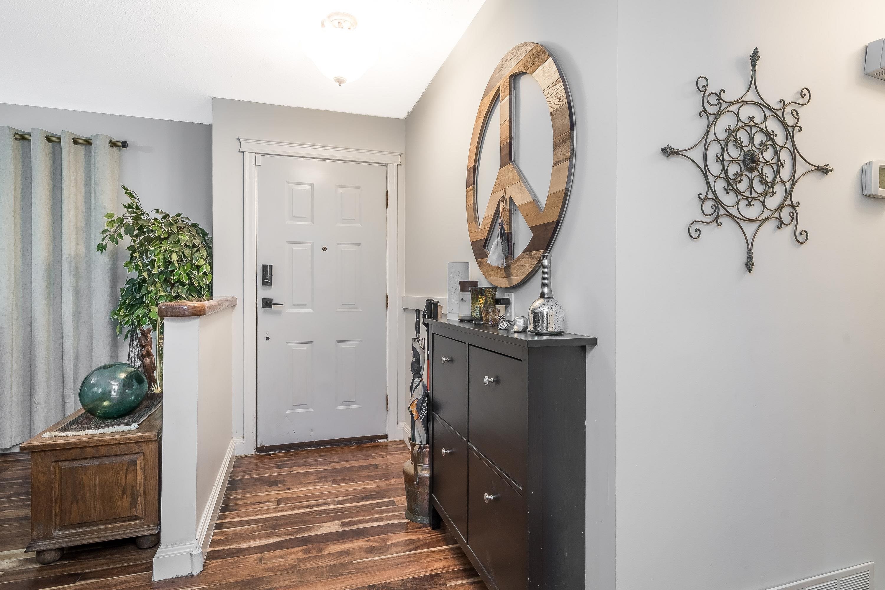 









32306


Marshall

Road,
Abbotsford,




BC
V2T 1A4

