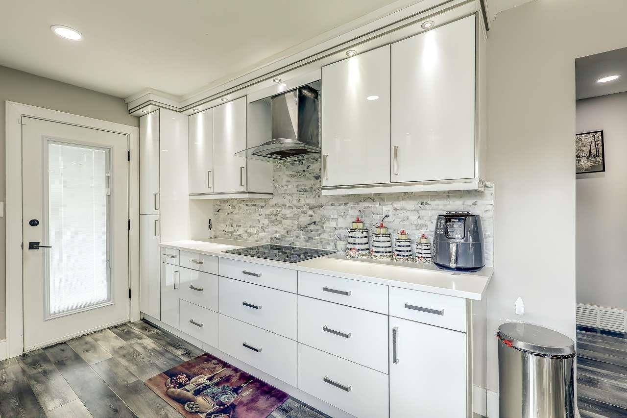 









11467


87

Avenue,
Delta,




BC
V4C 2Z6

