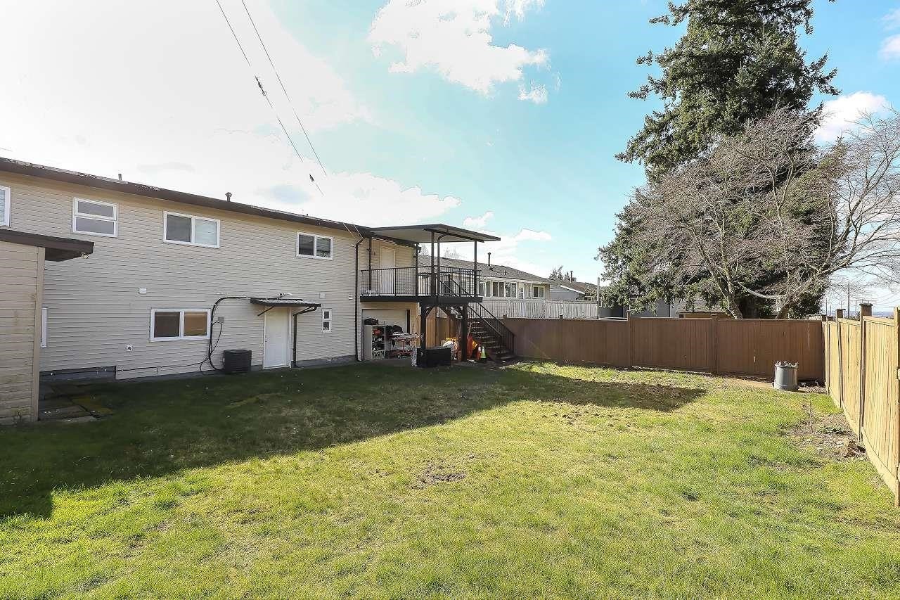 









11467


87

Avenue,
Delta,




BC
V4C 2Z6

