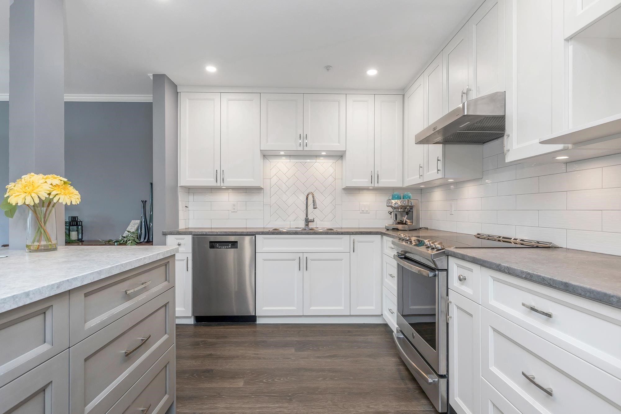 









2451


Gladwin

Road, 225,
Abbotsford,




BC
V2T 3N8

