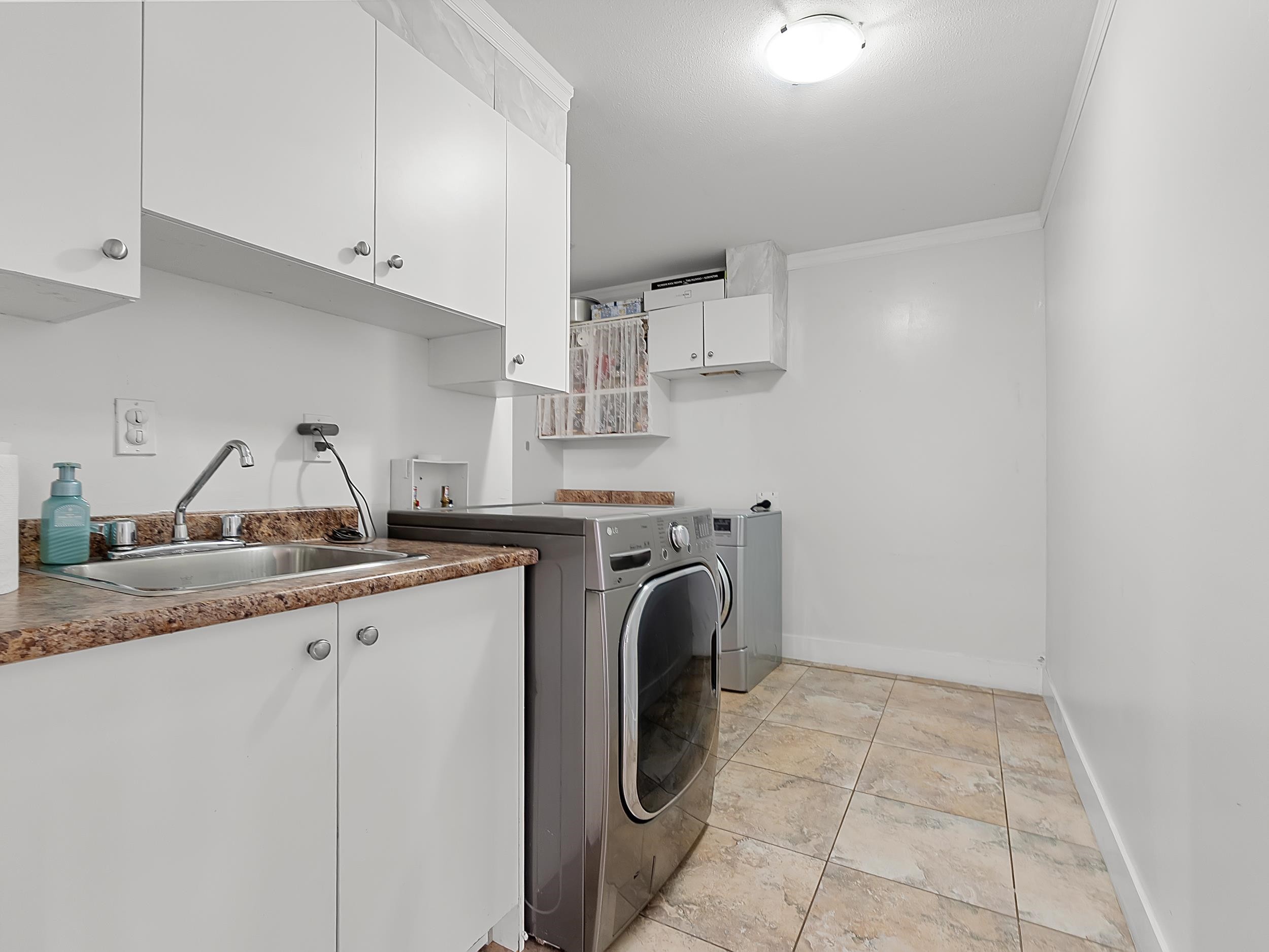 









7908


117

Street,
Delta,




BC
V4C 6A5


