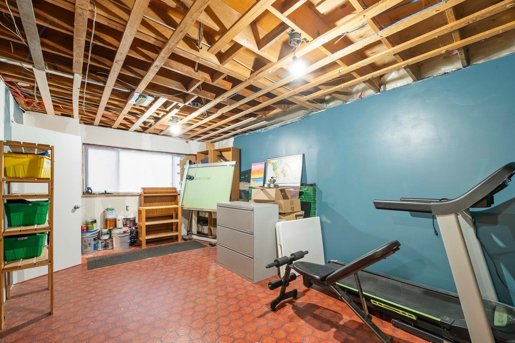 









8625


Margate

Place,
Surrey,




BC
V3S 5B3

