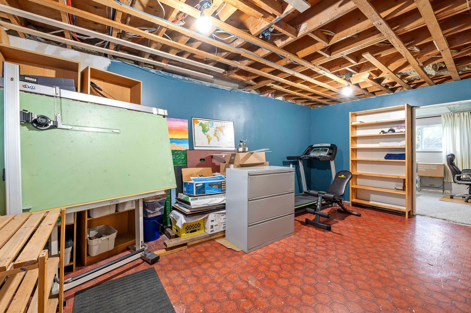 









8625


Margate

Place,
Surrey,




BC
V3S 5B3

