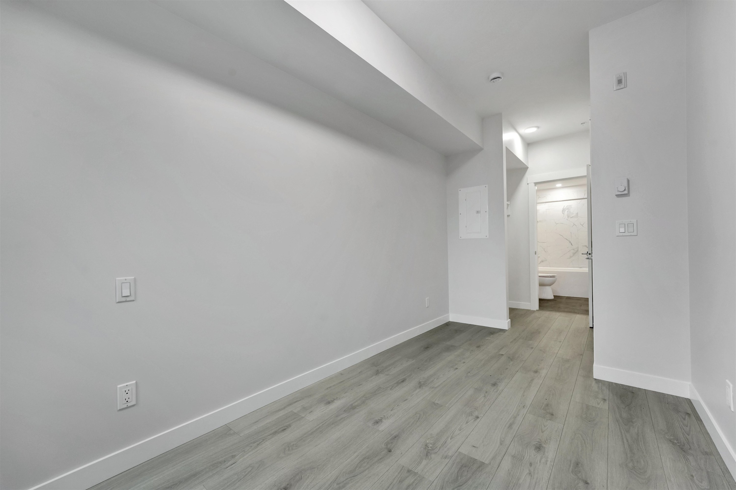 









33886


Pine

Street, 100,
Abbotsford,




BC
V2S 0N9

