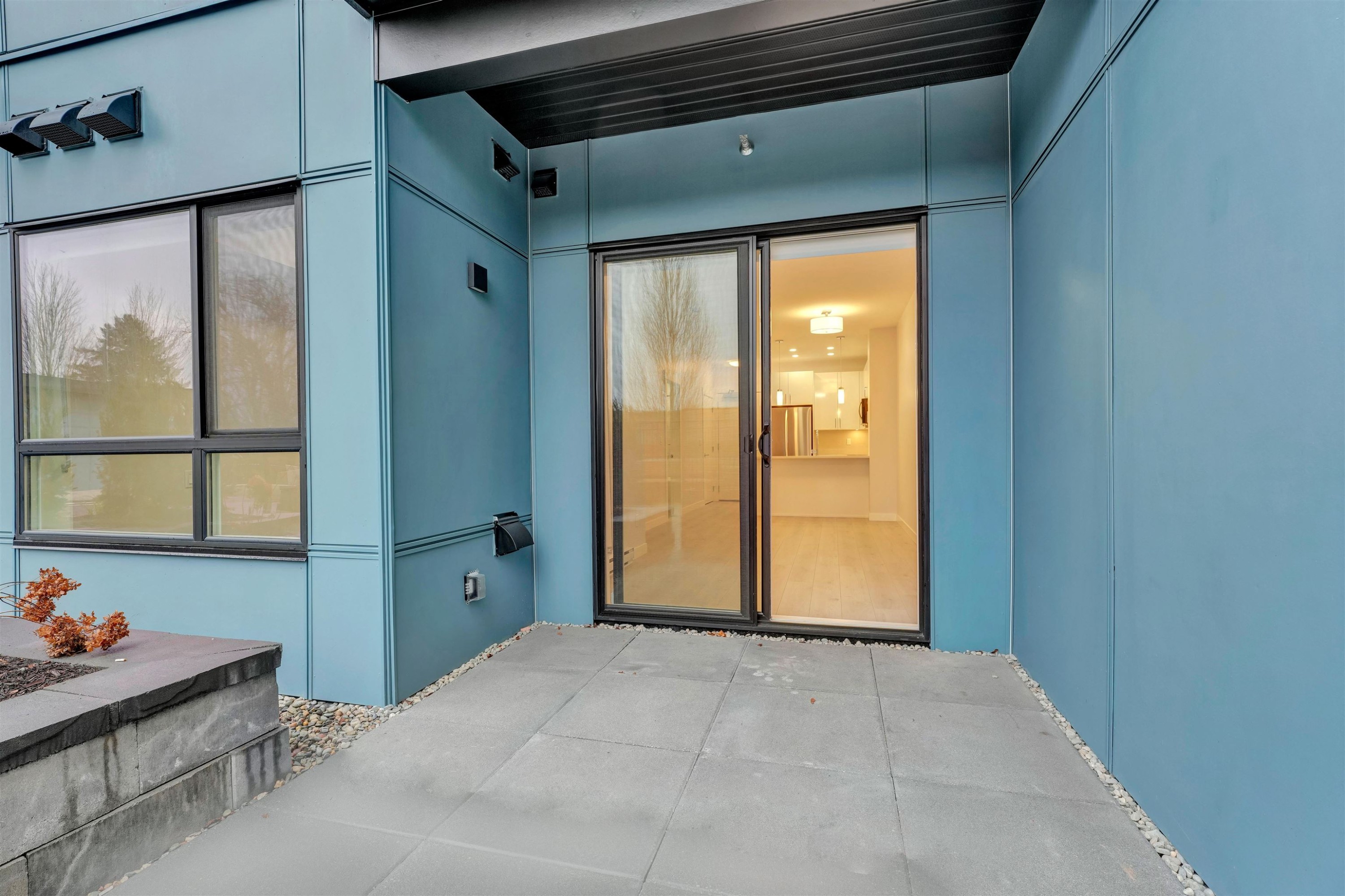 









33886


Pine

Street, 100,
Abbotsford,




BC
V2S 0N9


