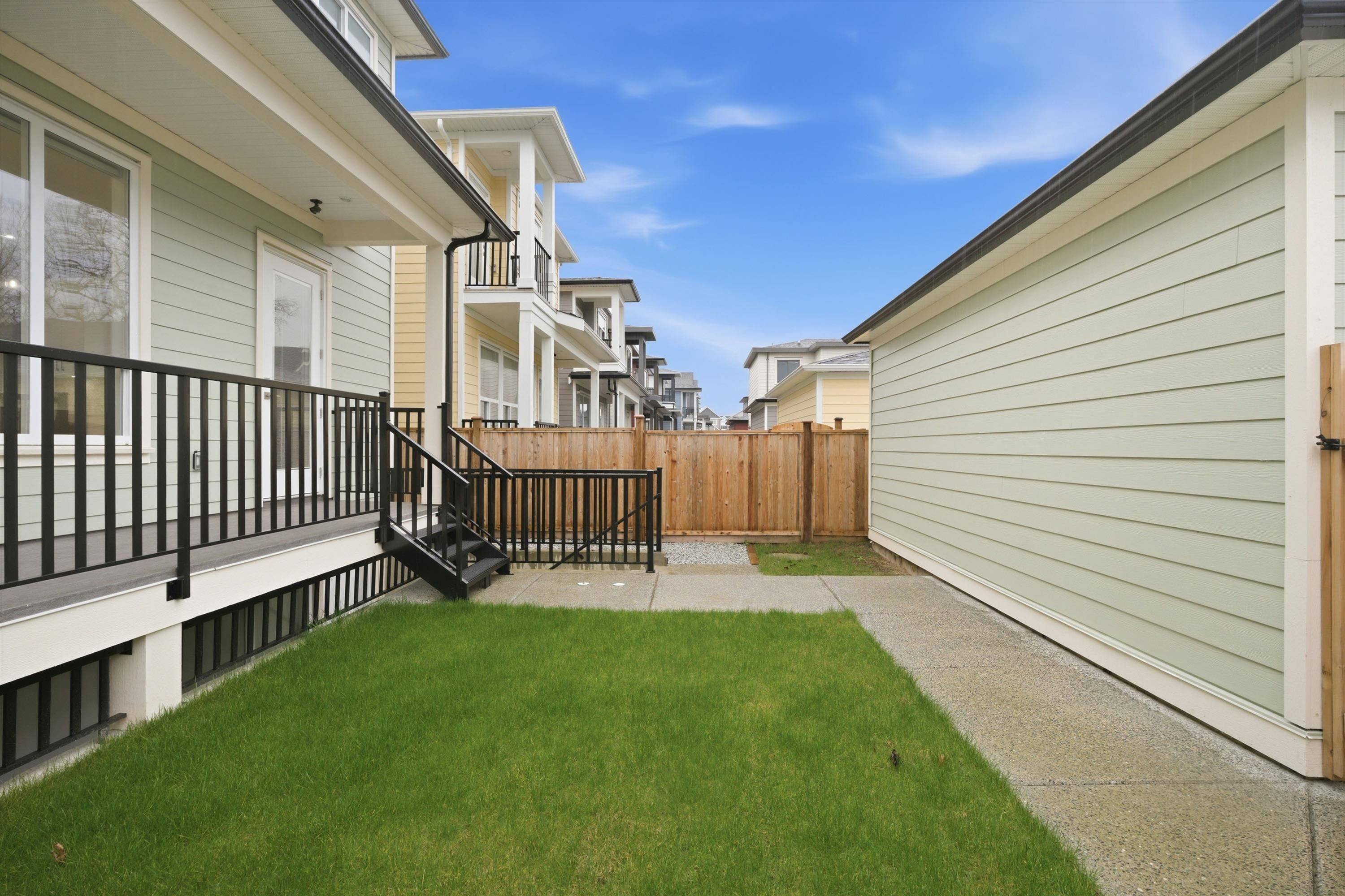 









17130


1

Avenue,
Surrey,




BC
V3Z 9R2

