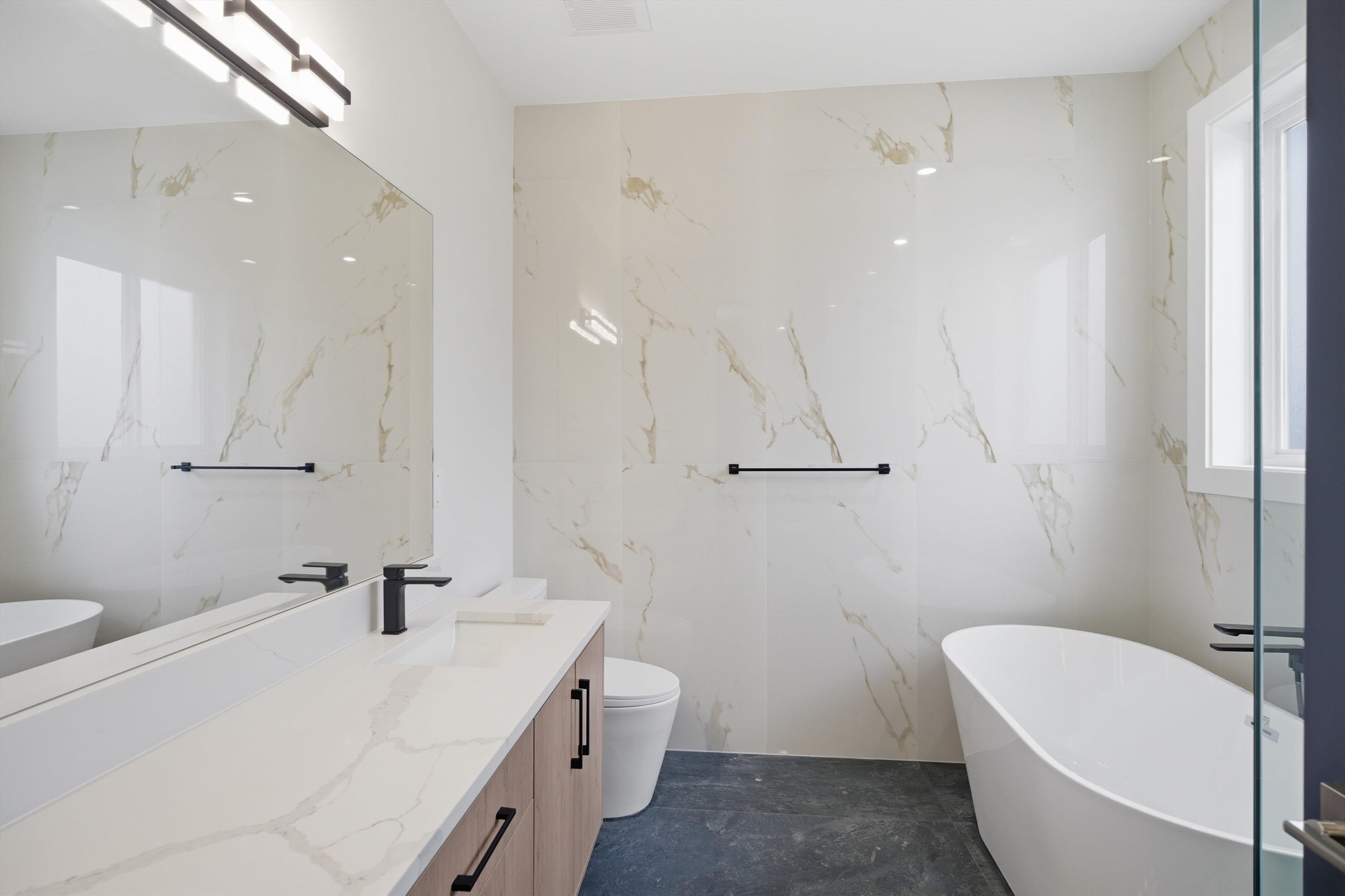 









17130


1

Avenue,
Surrey,




BC
V3Z 9R2


