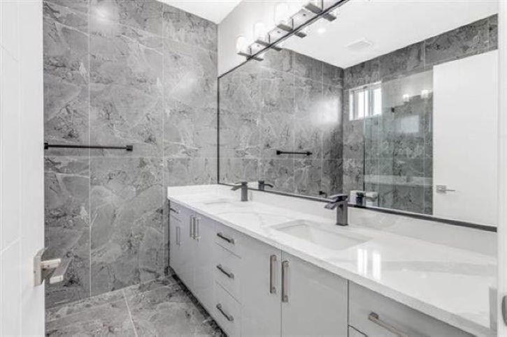 









19415


70

Avenue,
Surrey,




BC
V4N 1N2

