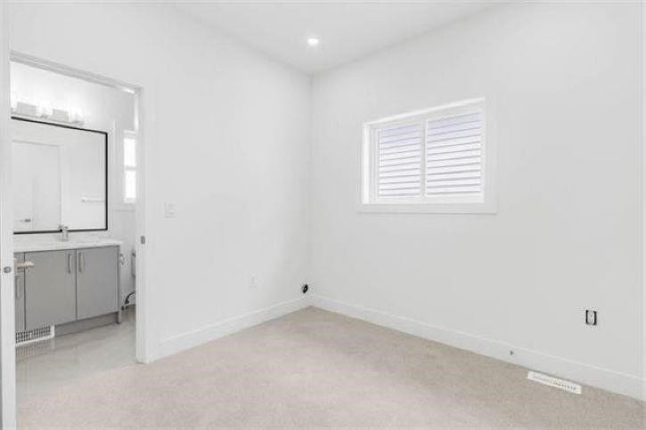 









19415


70

Avenue,
Surrey,




BC
V4N 1N2

