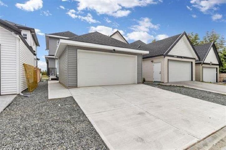 









19415


70

Avenue,
Surrey,




BC
V4N 1N2

