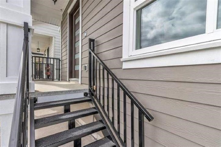 









19415


70

Avenue,
Surrey,




BC
V4N 1N2

