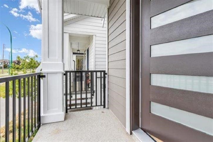 









19415


70

Avenue,
Surrey,




BC
V4N 1N2

