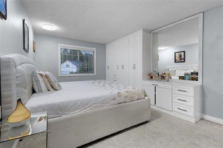 









18244


54

Avenue,
Surrey,




BC
V3S 7Z1

