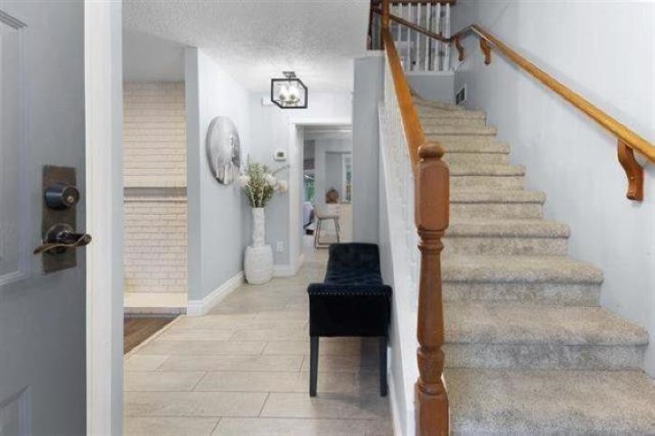 









18244


54

Avenue,
Surrey,




BC
V3S 7Z1

