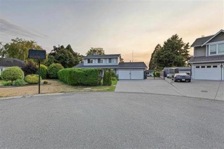 









18244


54

Avenue,
Surrey,




BC
V3S 7Z1

