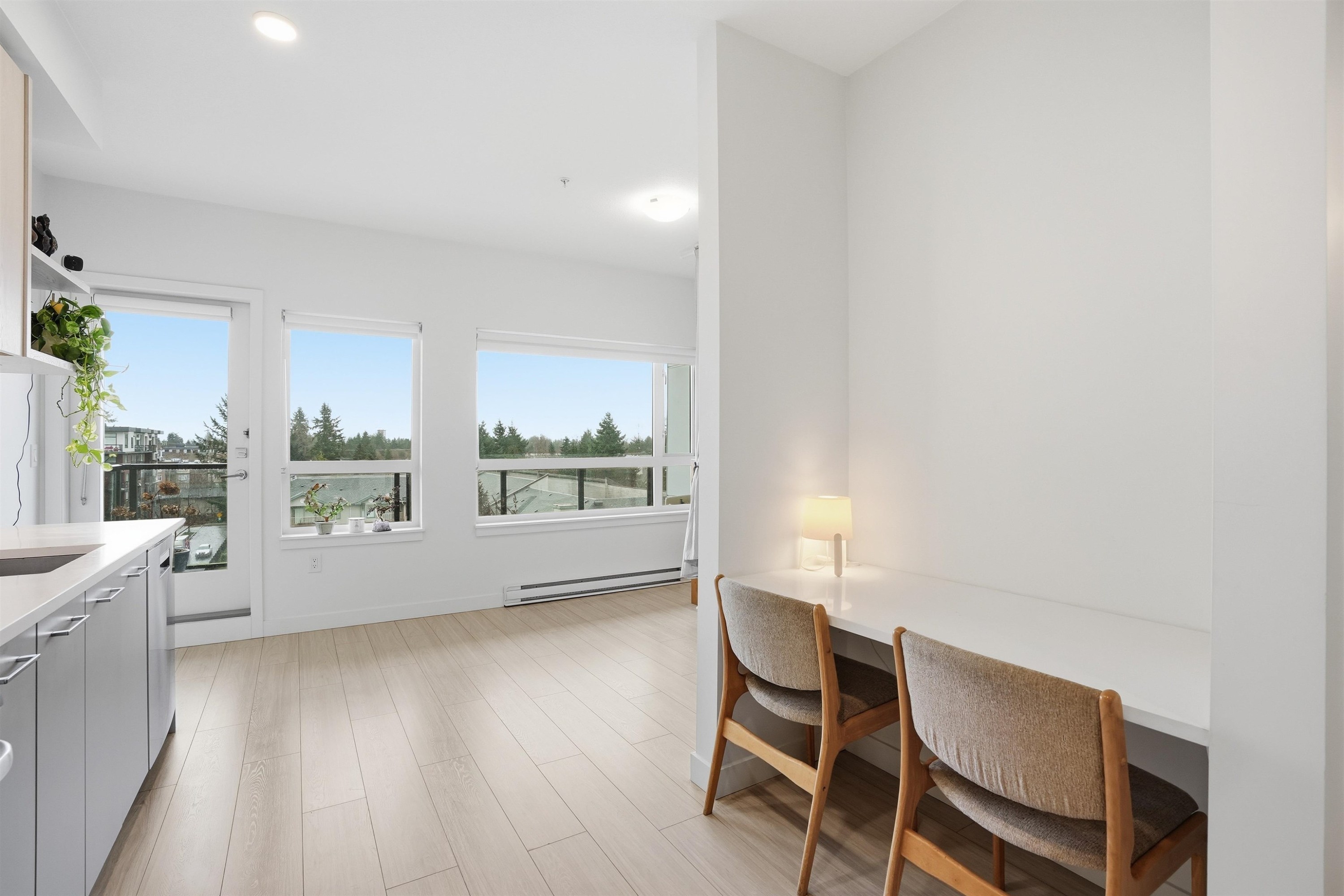 









10777


138

Street, 604,
Surrey,




BC
V3T 0T5


