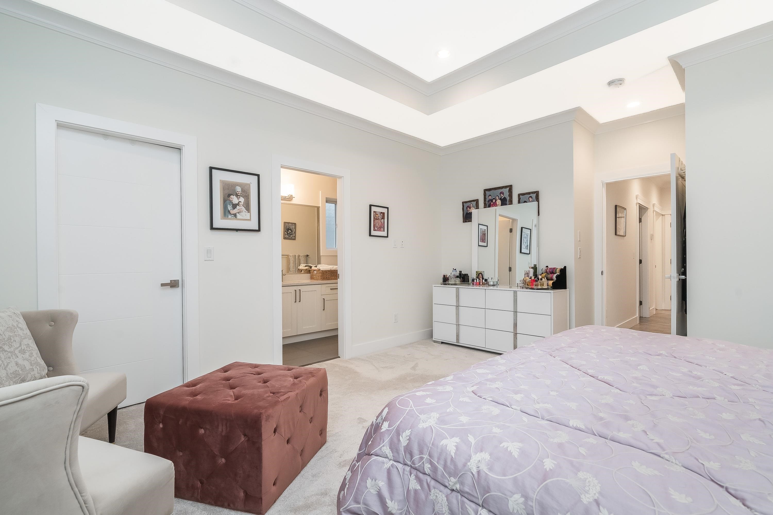 









32565


Salsbury

Avenue,
Mission,




BC
V4S 1M3

