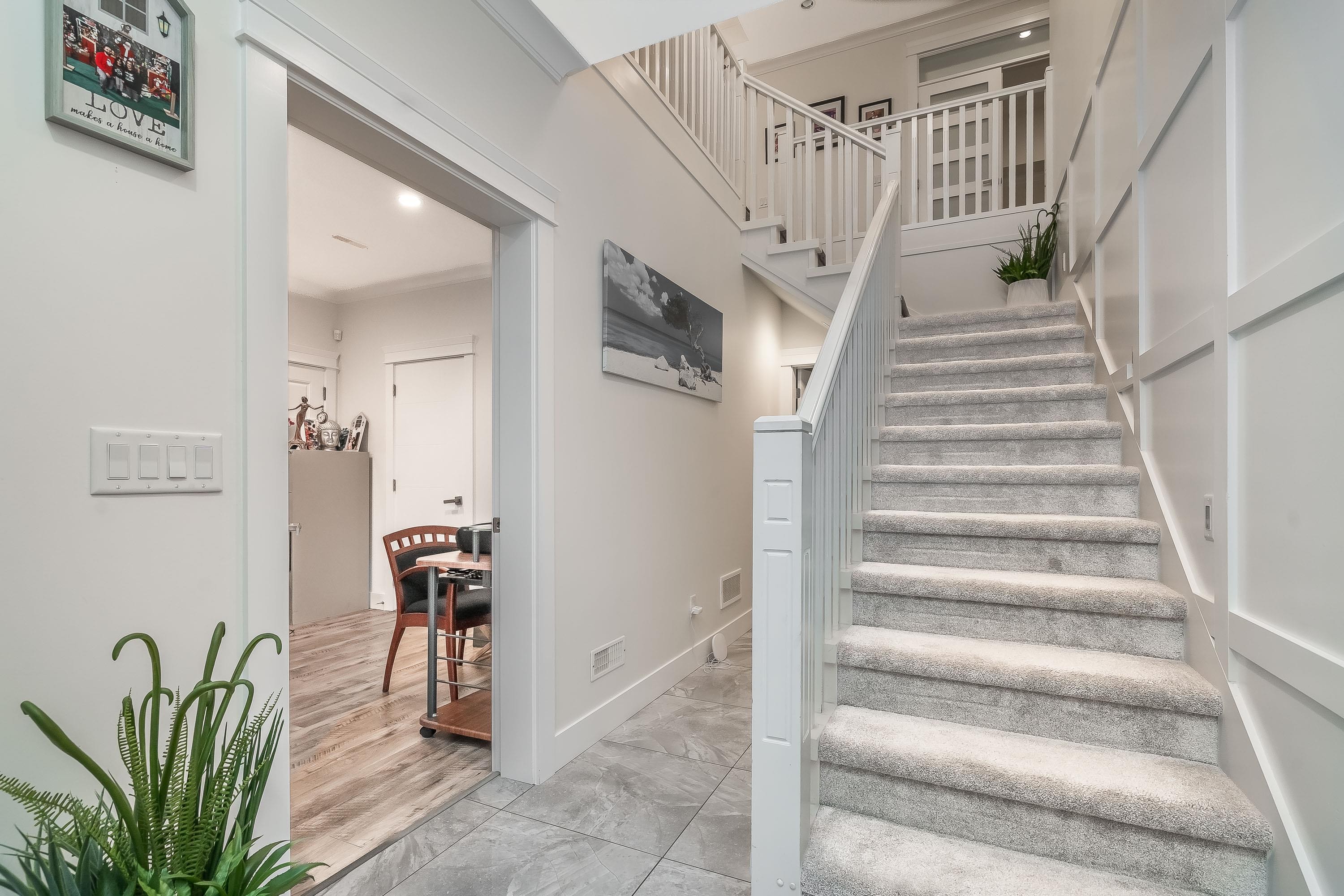 









32565


Salsbury

Avenue,
Mission,




BC
V4S 1M3


