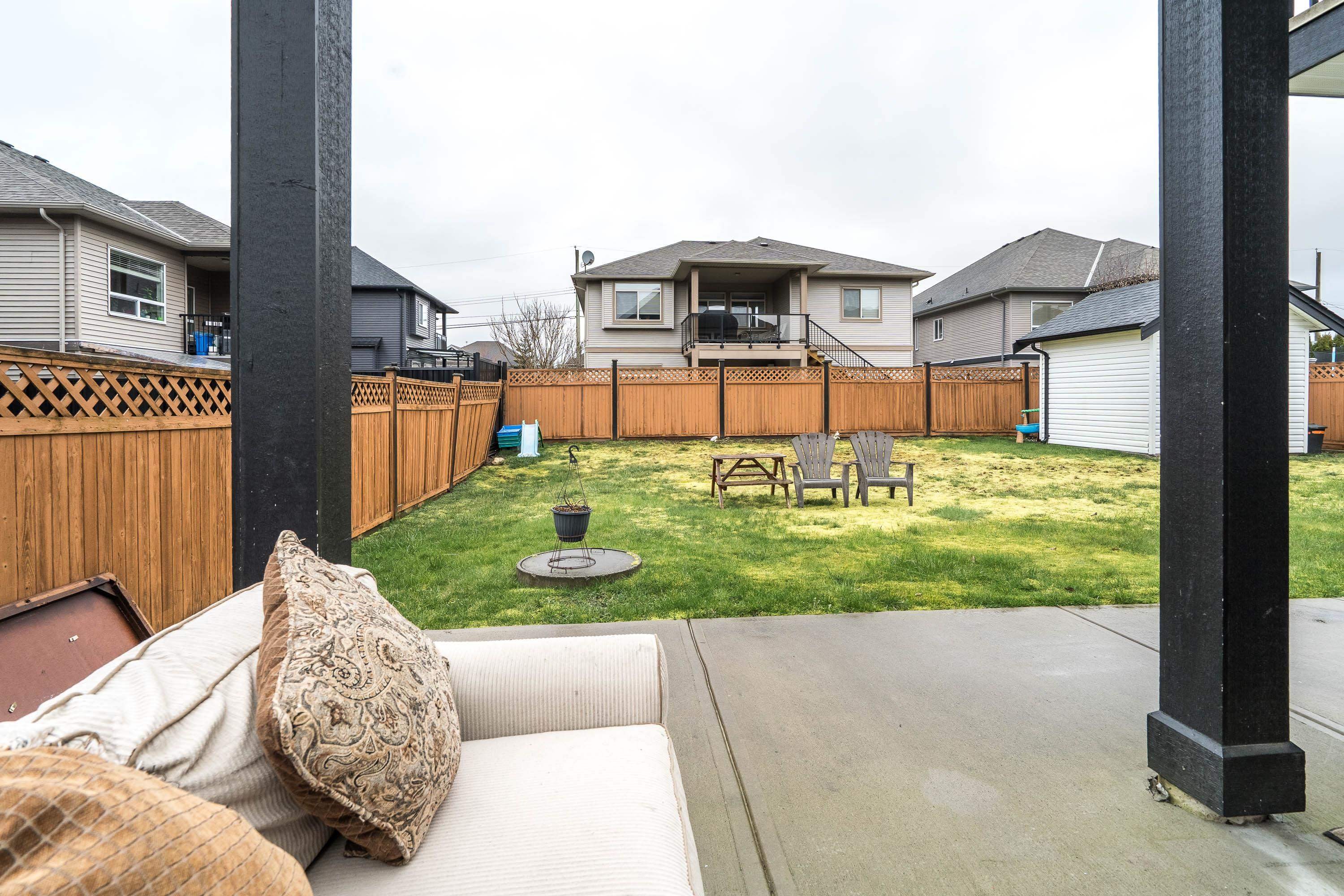 









32565


Salsbury

Avenue,
Mission,




BC
V4S 1M3

