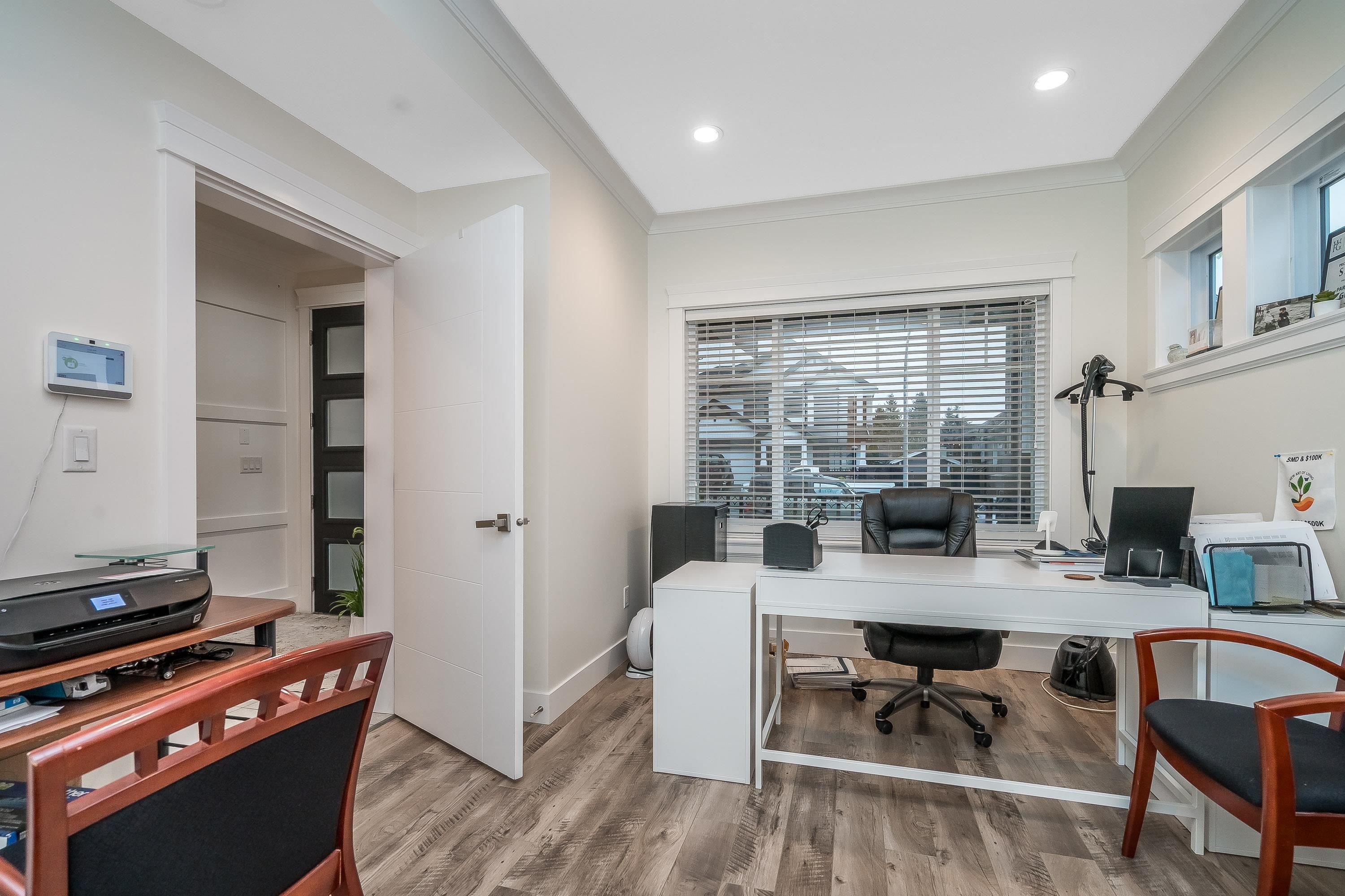 









32565


Salsbury

Avenue,
Mission,




BC
V4S 1M3

