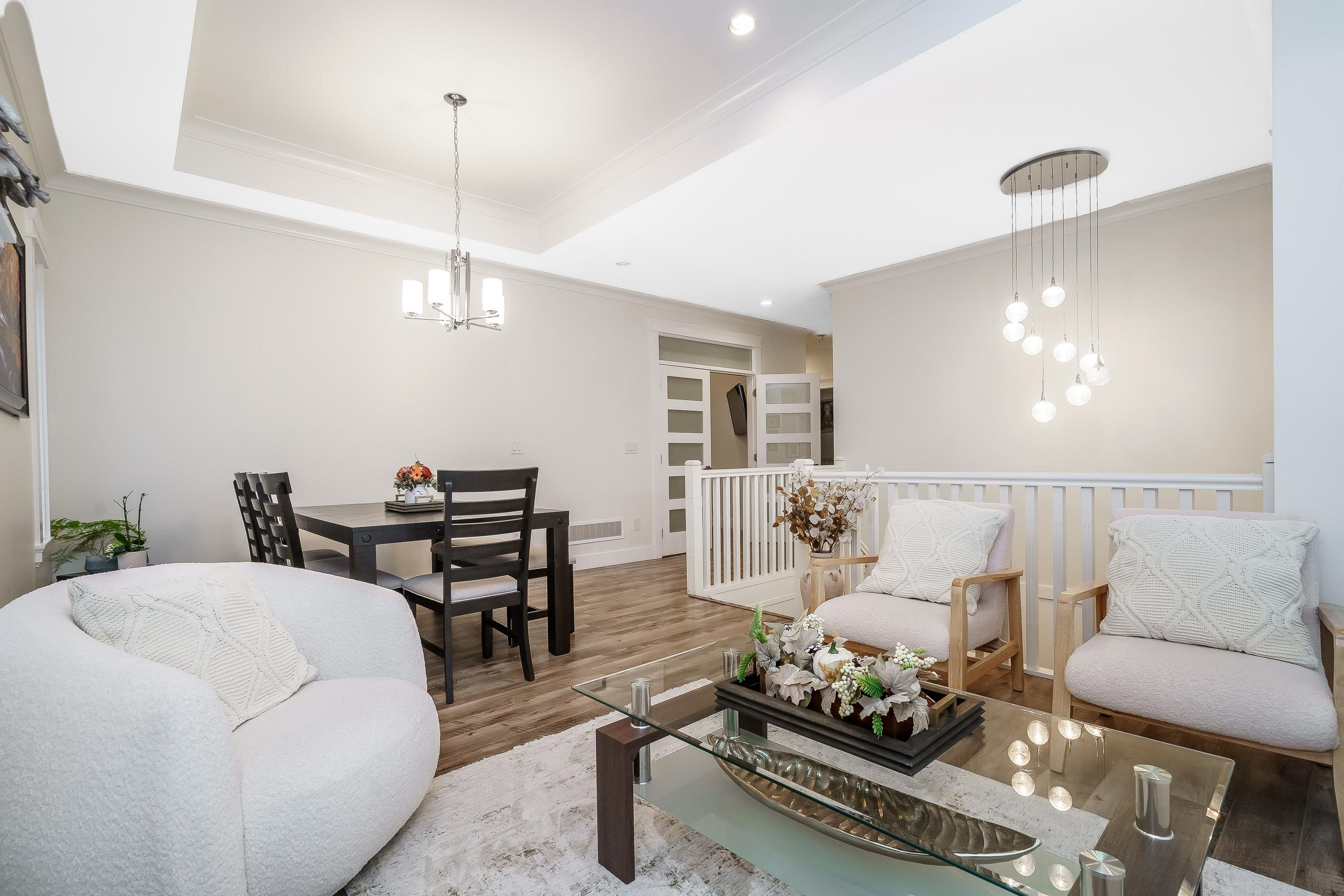 









32565


Salsbury

Avenue,
Mission,




BC
V4S 1M3

