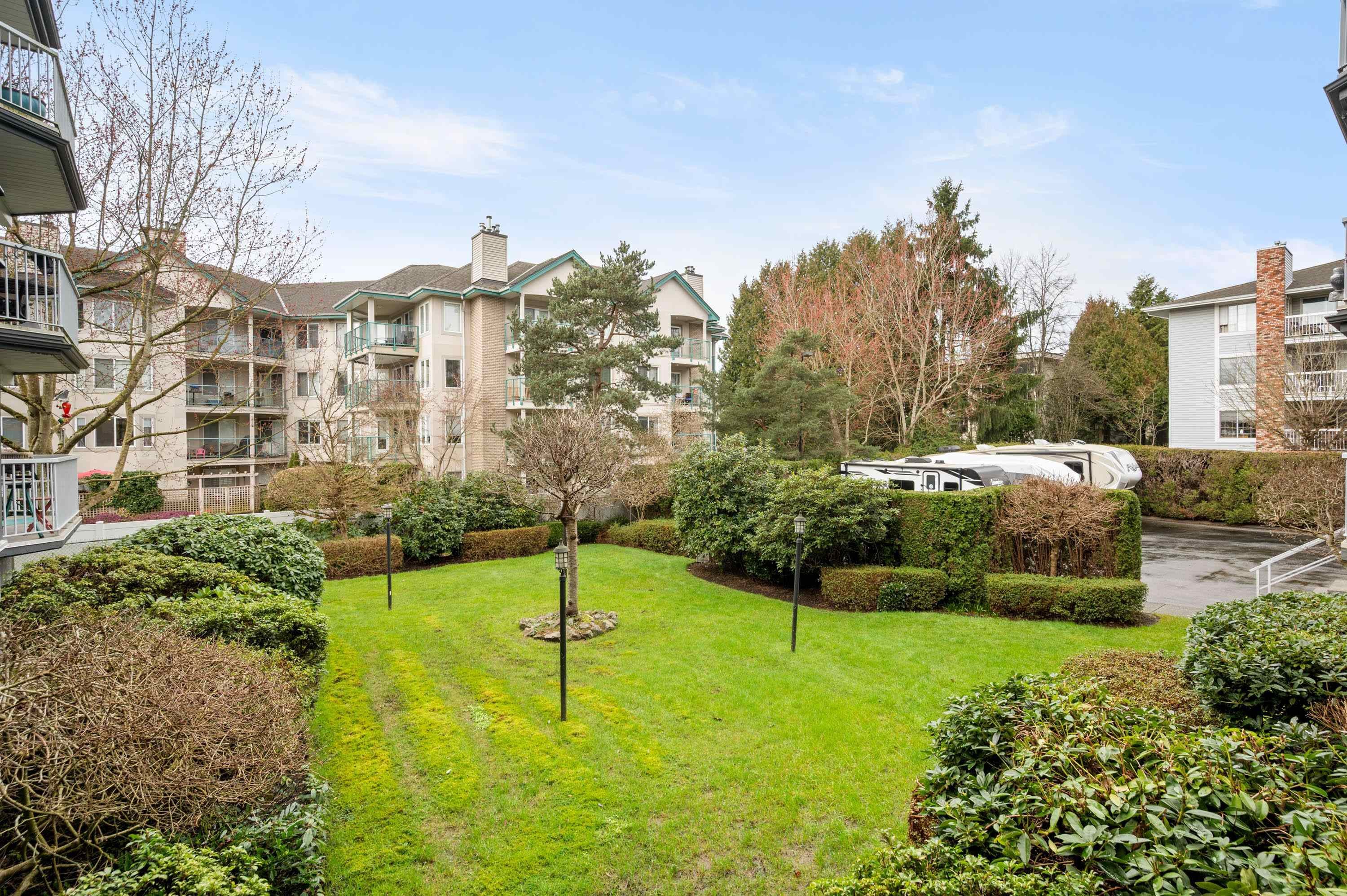 









5375


205

Street, 110,
Langley,




BC
V3A 7V7

